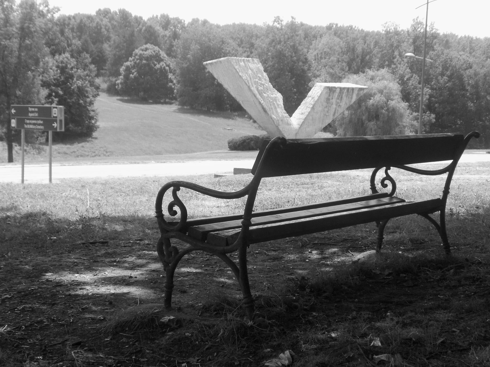 monument, absence, empty, park - man made space, 1080P, wooden, no people, grass, field, chair, monochrome, seat, nature, park, old, plant, land, day, HD Wallpaper