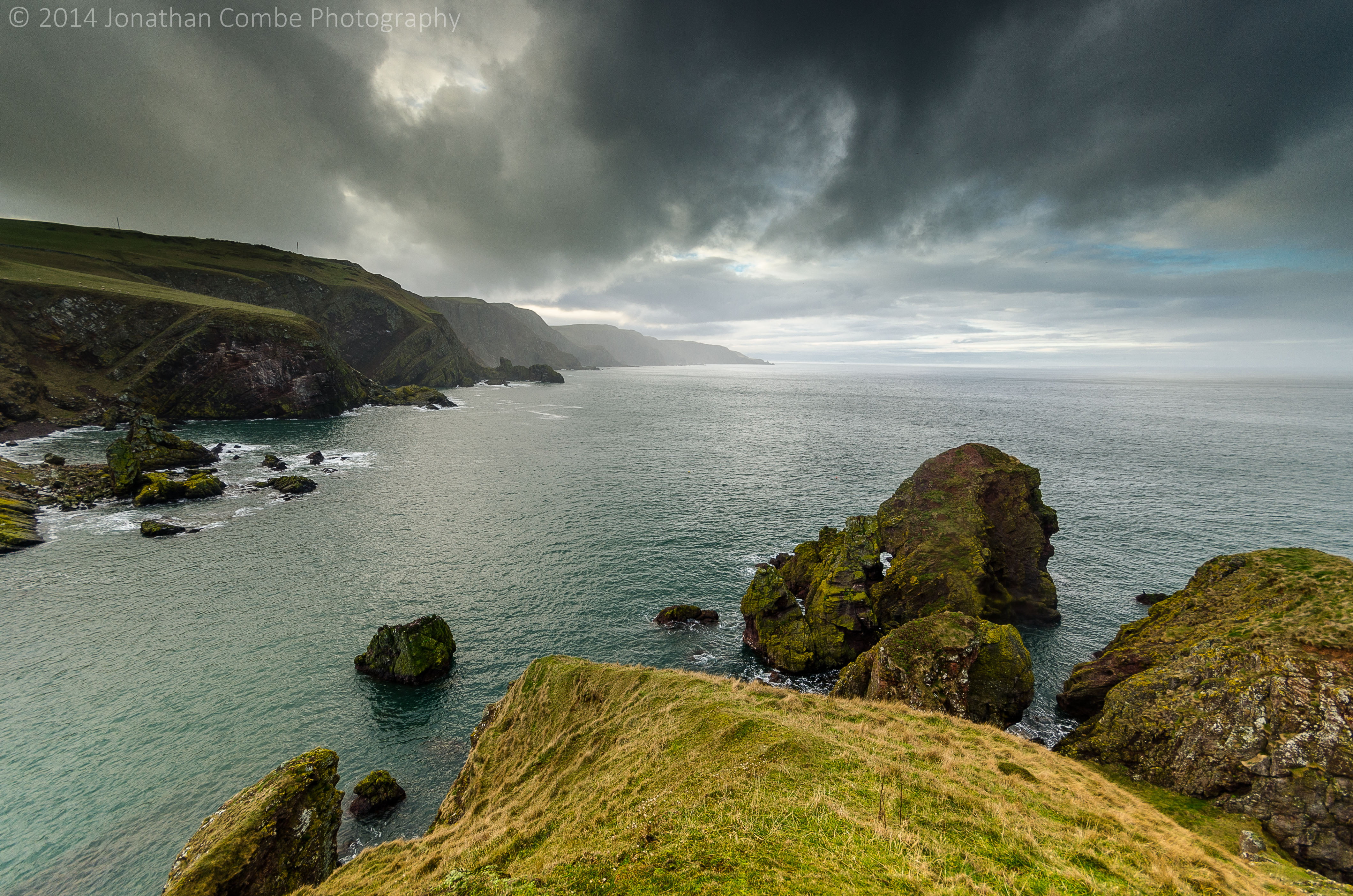Nikon-D7000, grassy, clouds, near, 4K, rock - Object, sky, Scotland, scenics, sea, landscape, cliffs, coastline, showers, mountain, St-Abbs, atlantic Ocean, HD Wallpaper