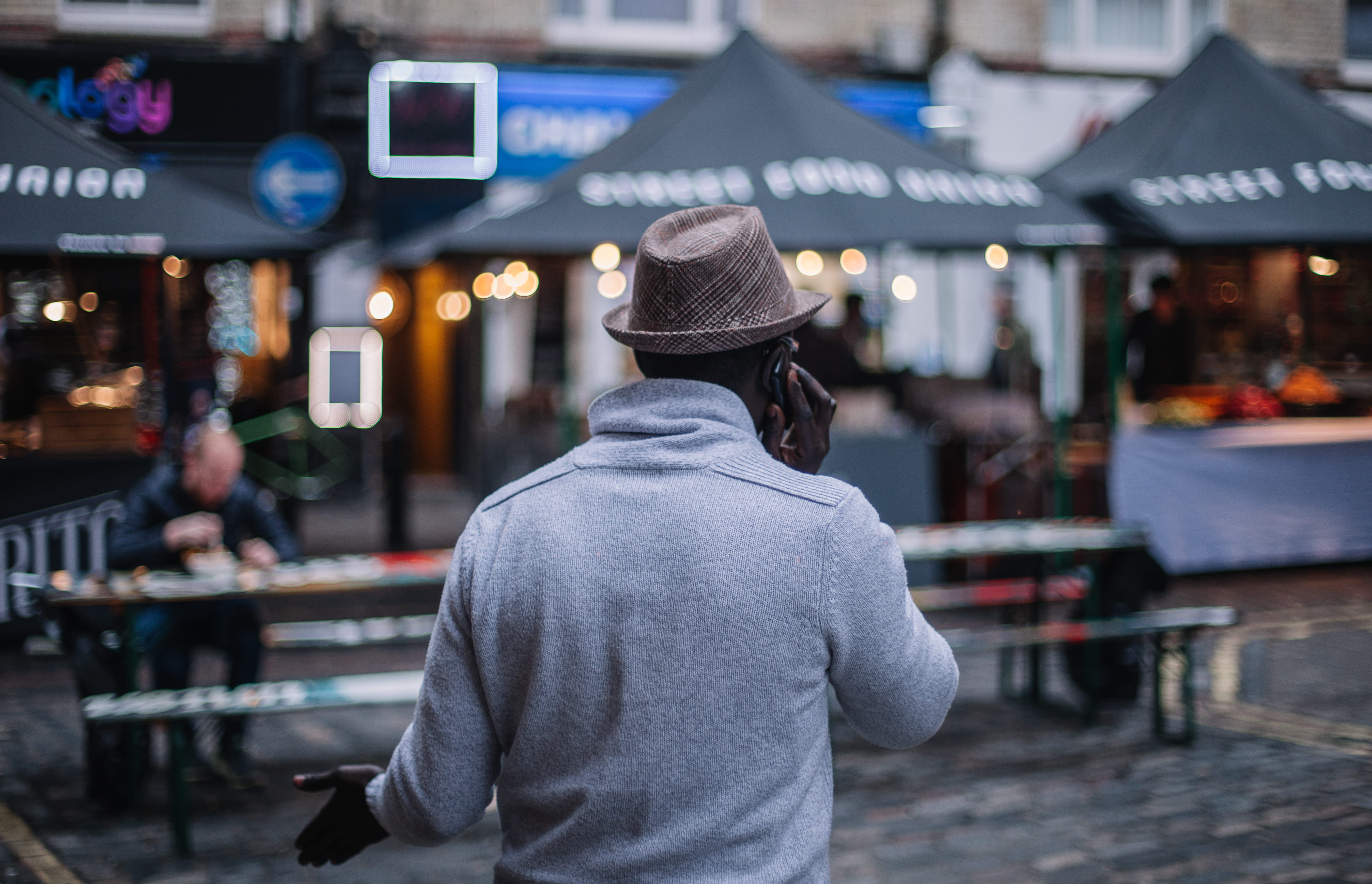 united kingdom, behind, style, lifestyles, soho, men, london, phone, establishments, man, bench, on phone, hat, hood - clothing, front, rear view, casual clothing, HD Wallpaper