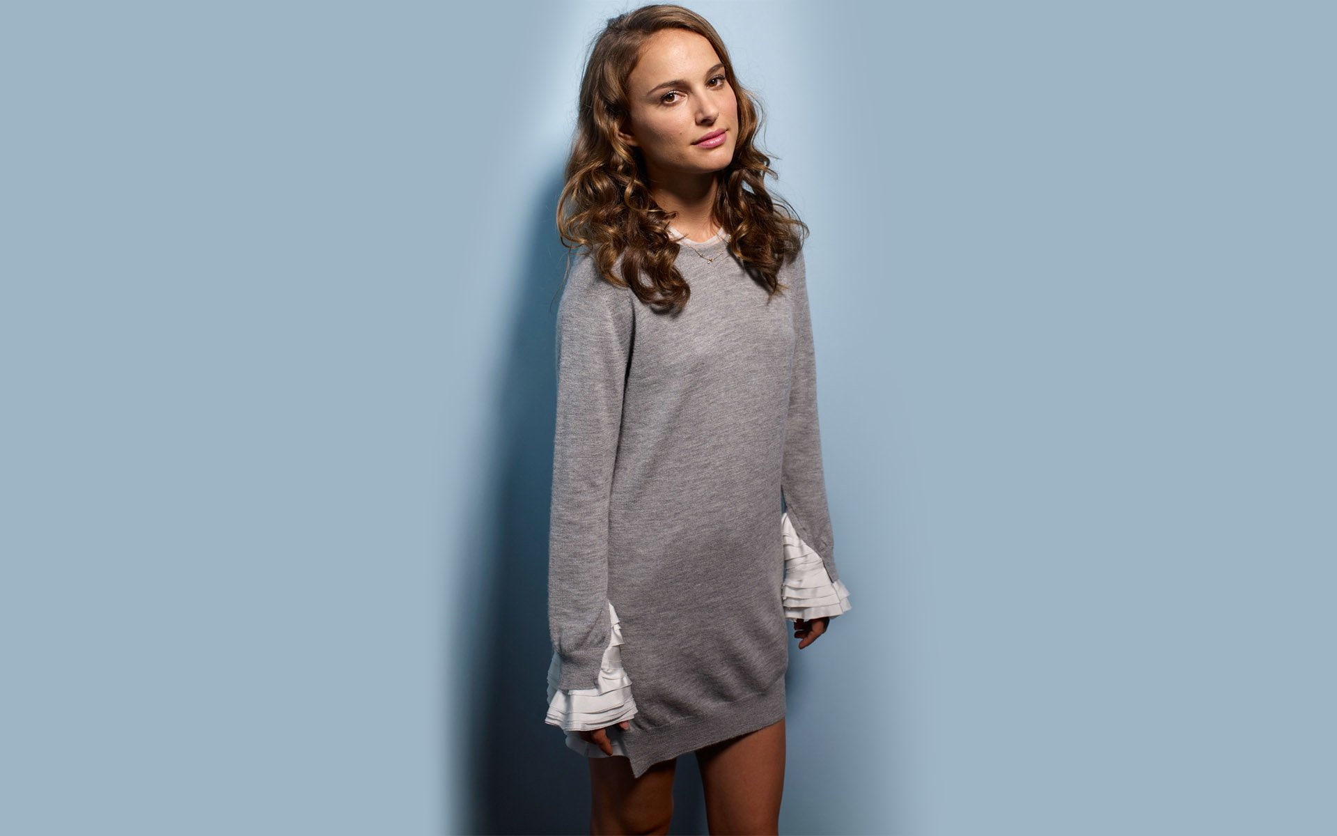 long hair, hairstyle, beautiful woman, casual clothing, Natalie Portman, indoors, blue background, contemplation, beautiful people, clothing, young adult, HD Wallpaper