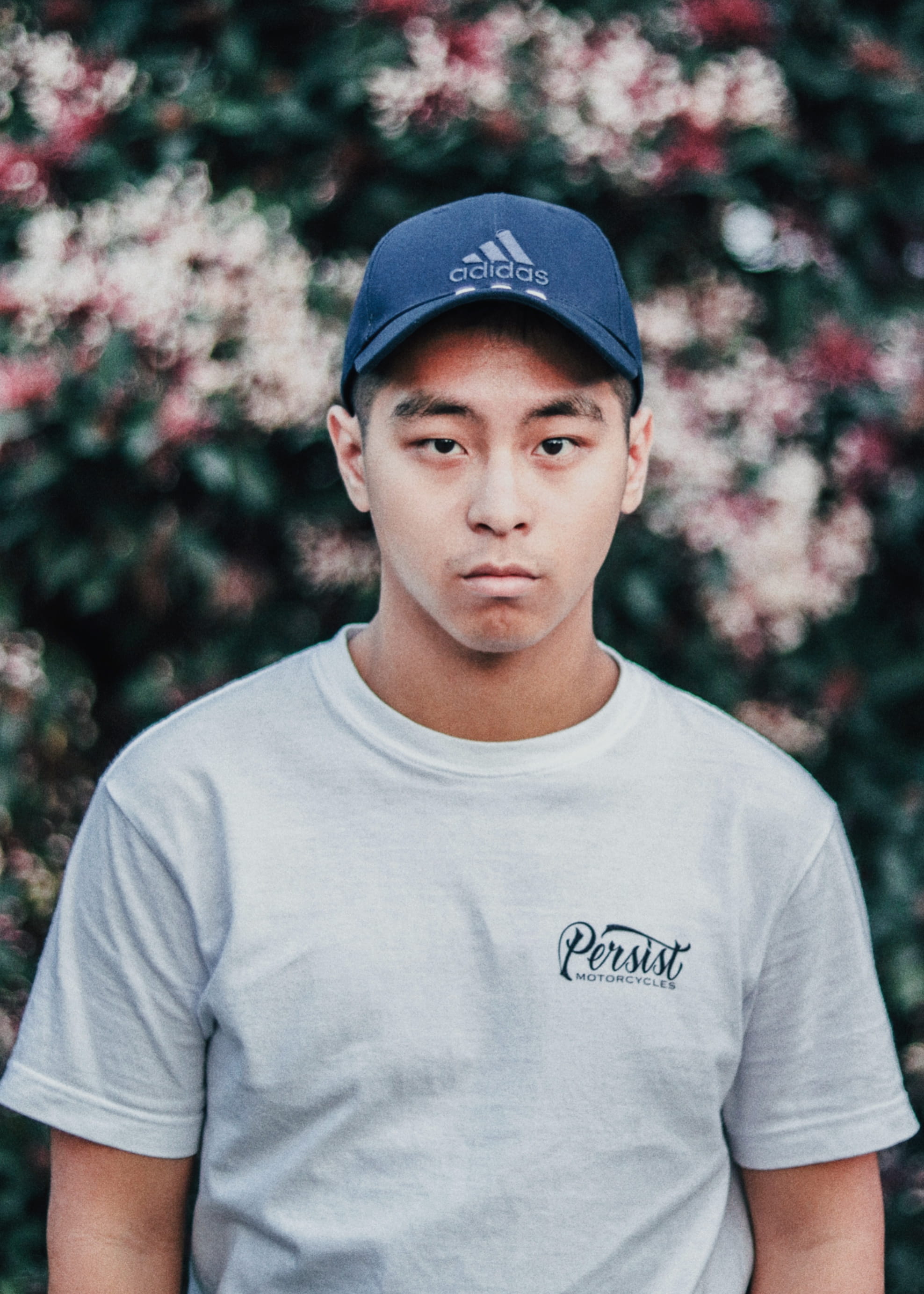 man, cap, standing, outdoors, shirt, focus on foreground, hat, photography, crew, waist up, lifestyles, t, adolescence, portrait, one person, selective, Phone HD Wallpaper