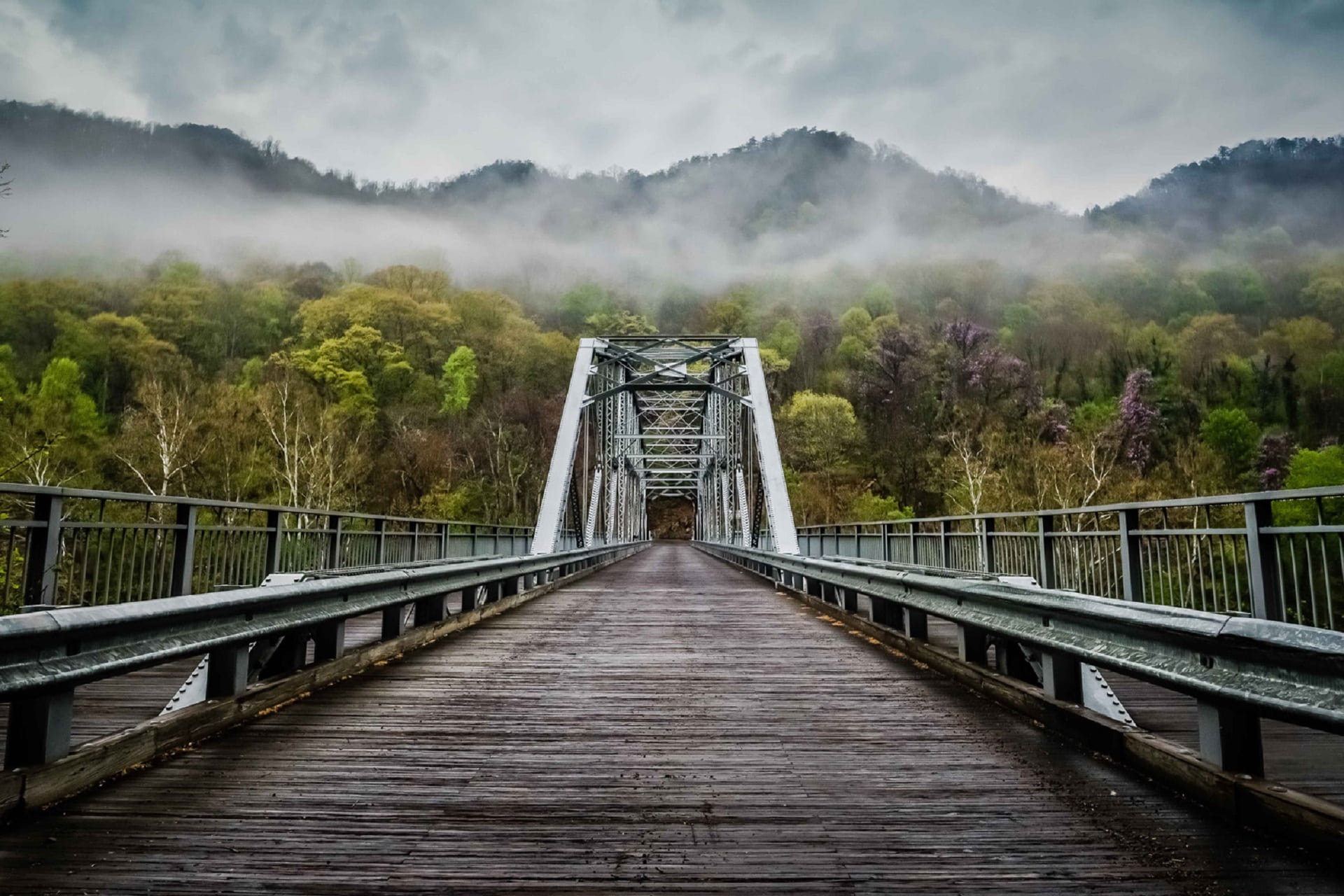 mountains, new river gorge, mountain, plant, travel, scenics - nature, connection, outdoors, landscape, nature, fog, perspective, built structure, photo, HD Wallpaper