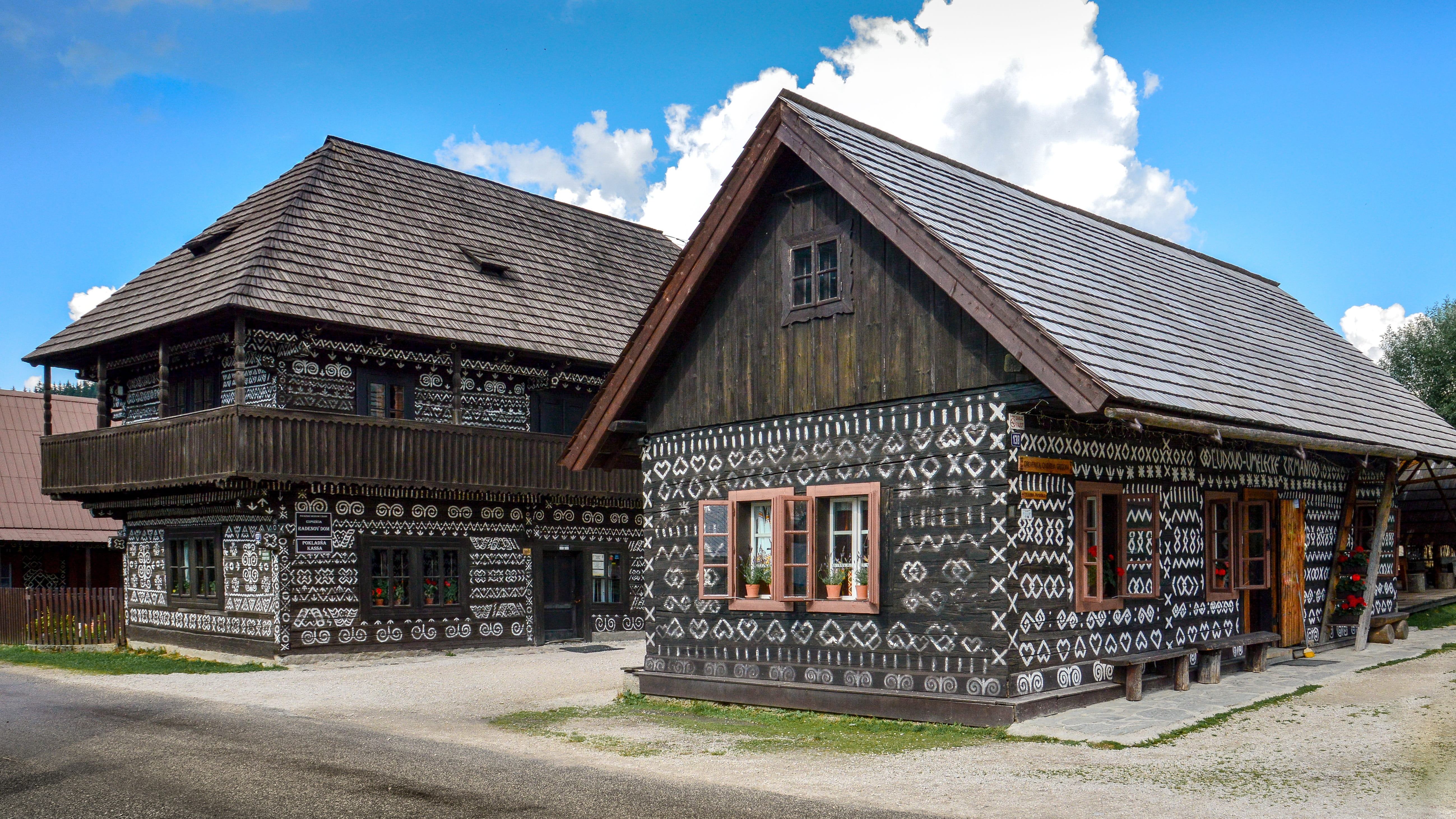 čičmany, city, house, people, traditions, symbol, old, architecture, roof, historical, travel, nature, no people, drevenica, 5K, cloud - sky, slovakia, HD Wallpaper