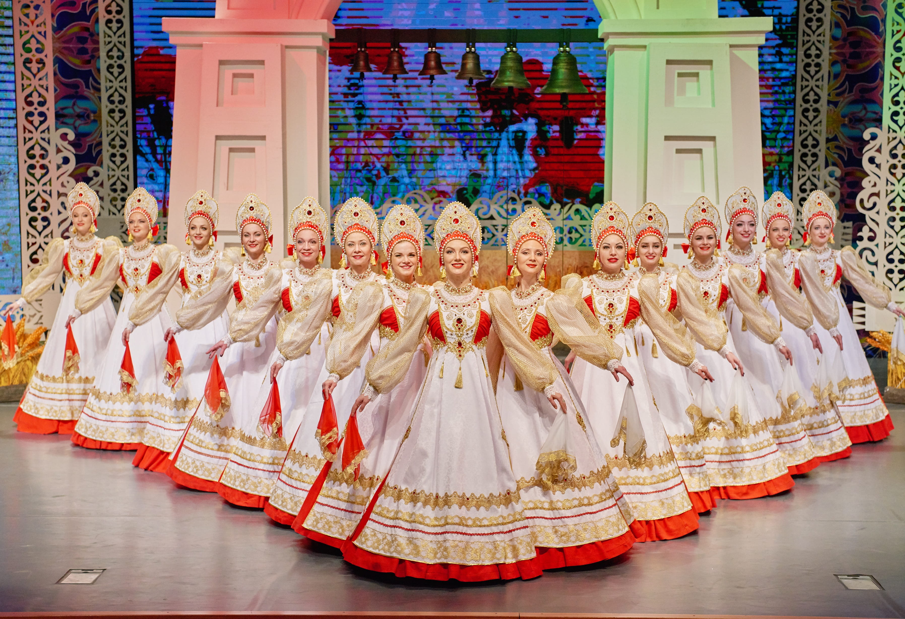 built structure, belief, dancing, folklore, kokoshnik, peoples, folk, red, representation, place of worship, no people, side by side, arrangement, dance, HD Wallpaper