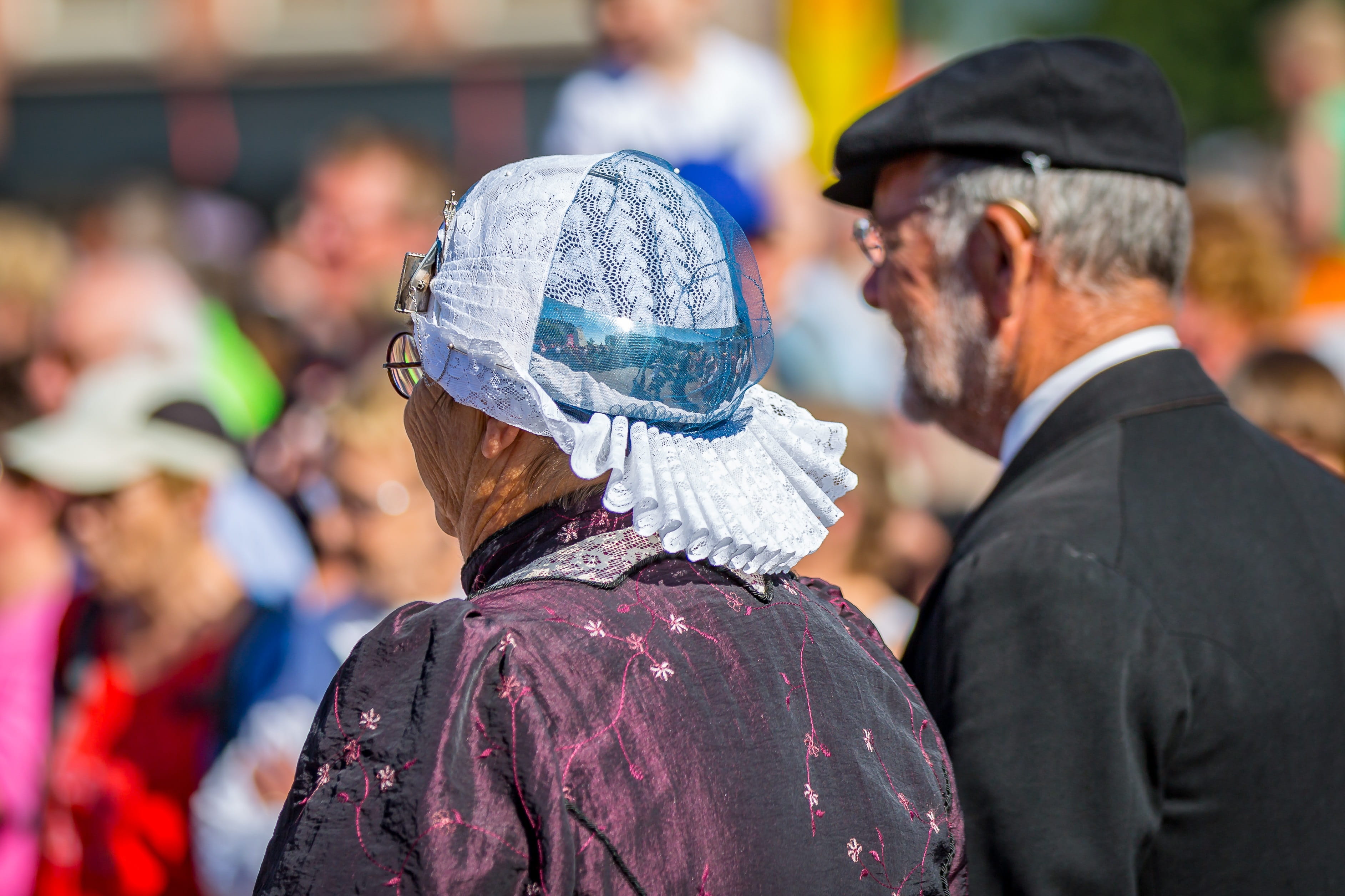 people, religion, 2K, clothing, focus on foreground, parade, males, mature men, celebration, traditional clothing, adult, belief, group of people, schagen, HD Wallpaper