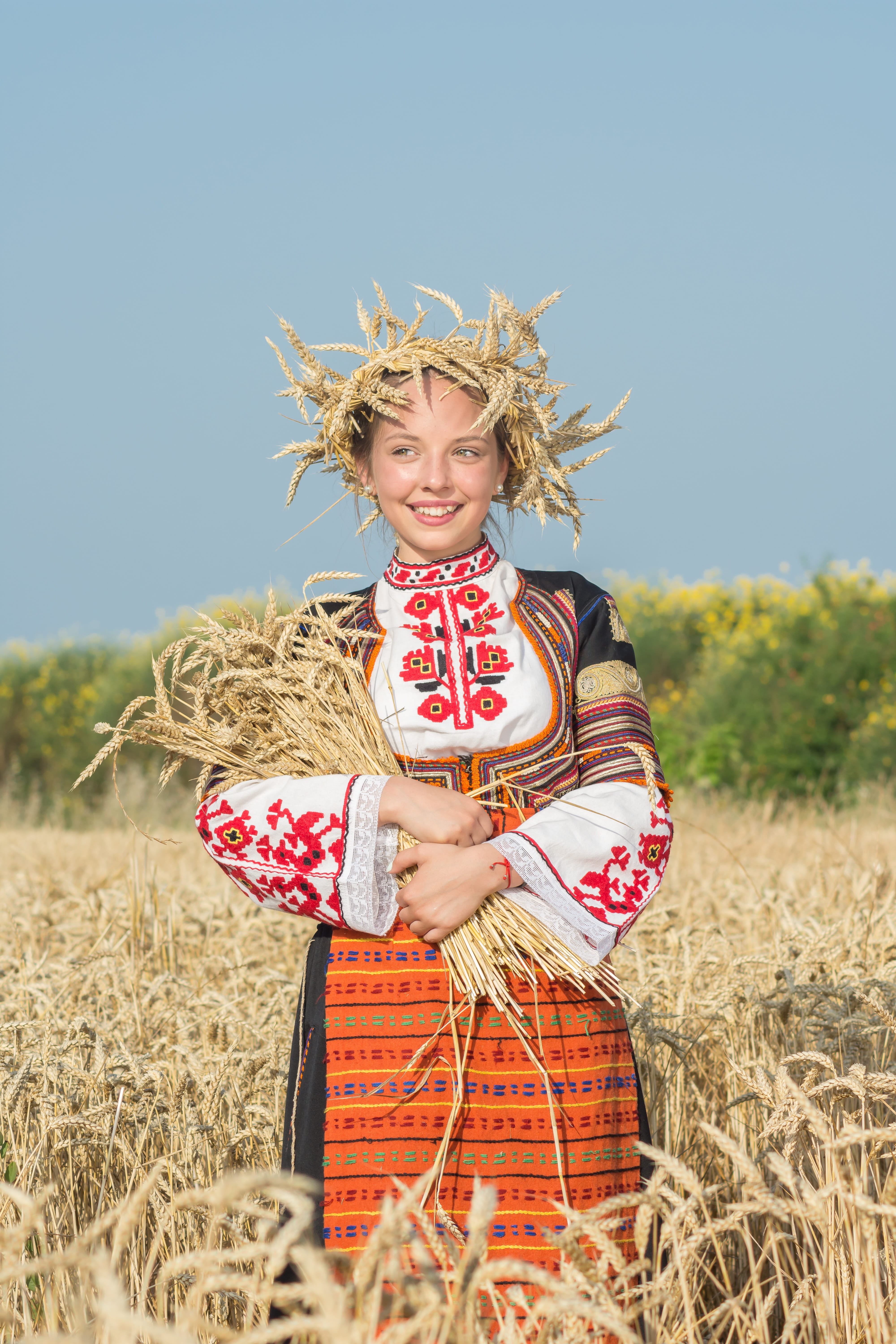 bulgaria, Harvest, national, burgas, sky, farming, growth, child, folklor, 5K, childhood, healthy, one person, agriculture, field, smiling, traditional, Phone HD Wallpaper