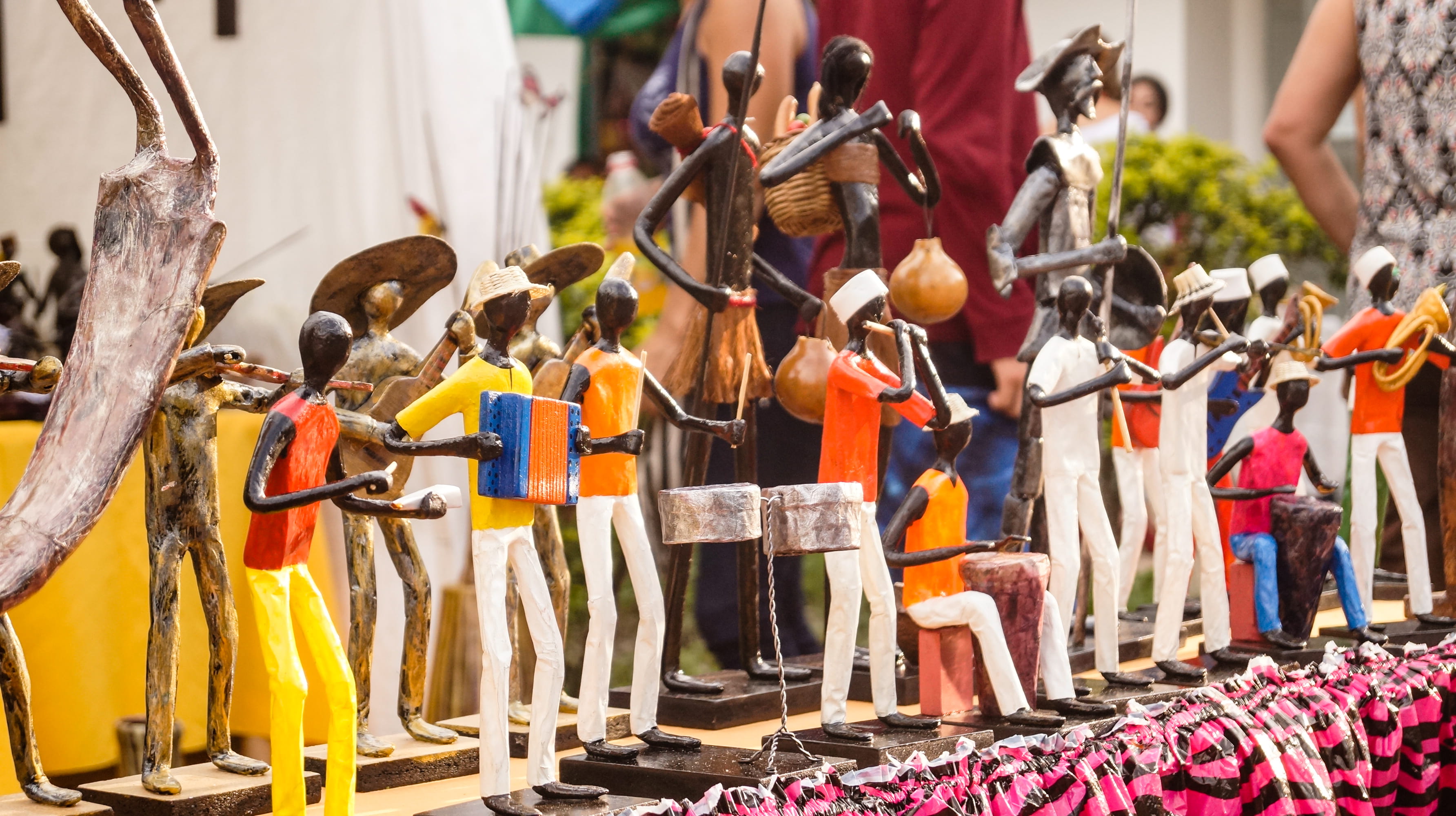 variation, colombia, representation, retail, market stall, creativity, large group of objects, market, incidental people, day, real people, multi colored, HD Wallpaper