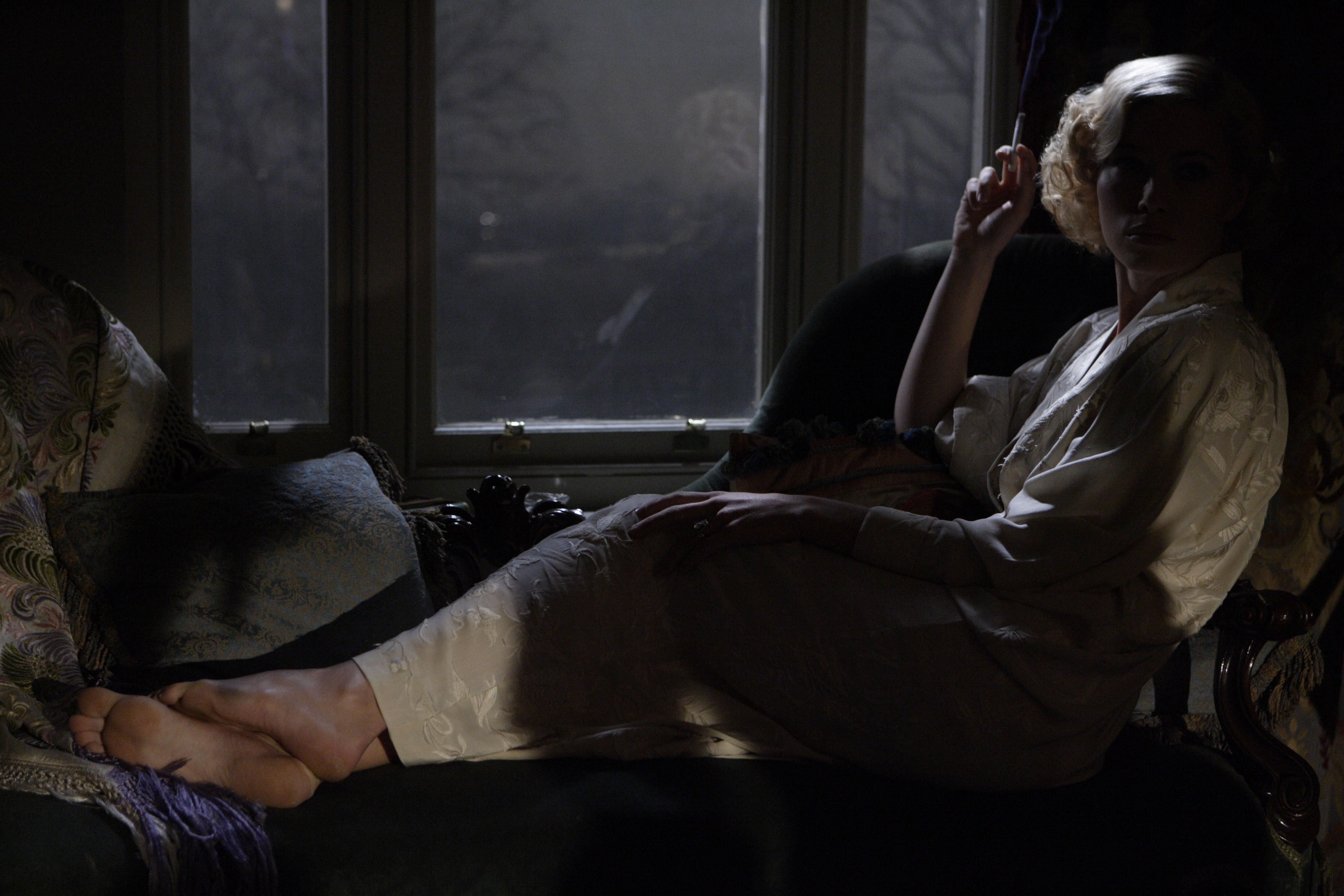 easy virtue, sitting, hand, depression - sadness, holding, sadness, women, relaxation, adult, lifestyles, communication, indoors, one person, window, emotion, HD Wallpaper