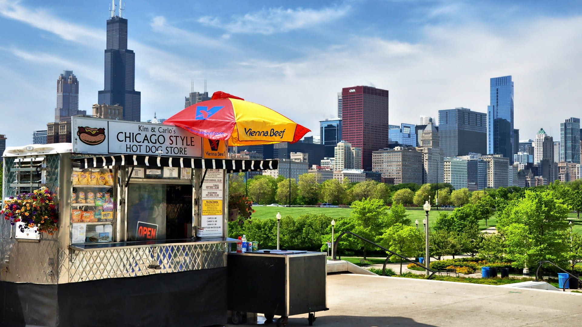 travel destinations, no people, bistro, daytime, office building exterior, hot dog store, tower, chicago, building, communication, cloud - sky, ilinois, HD Wallpaper
