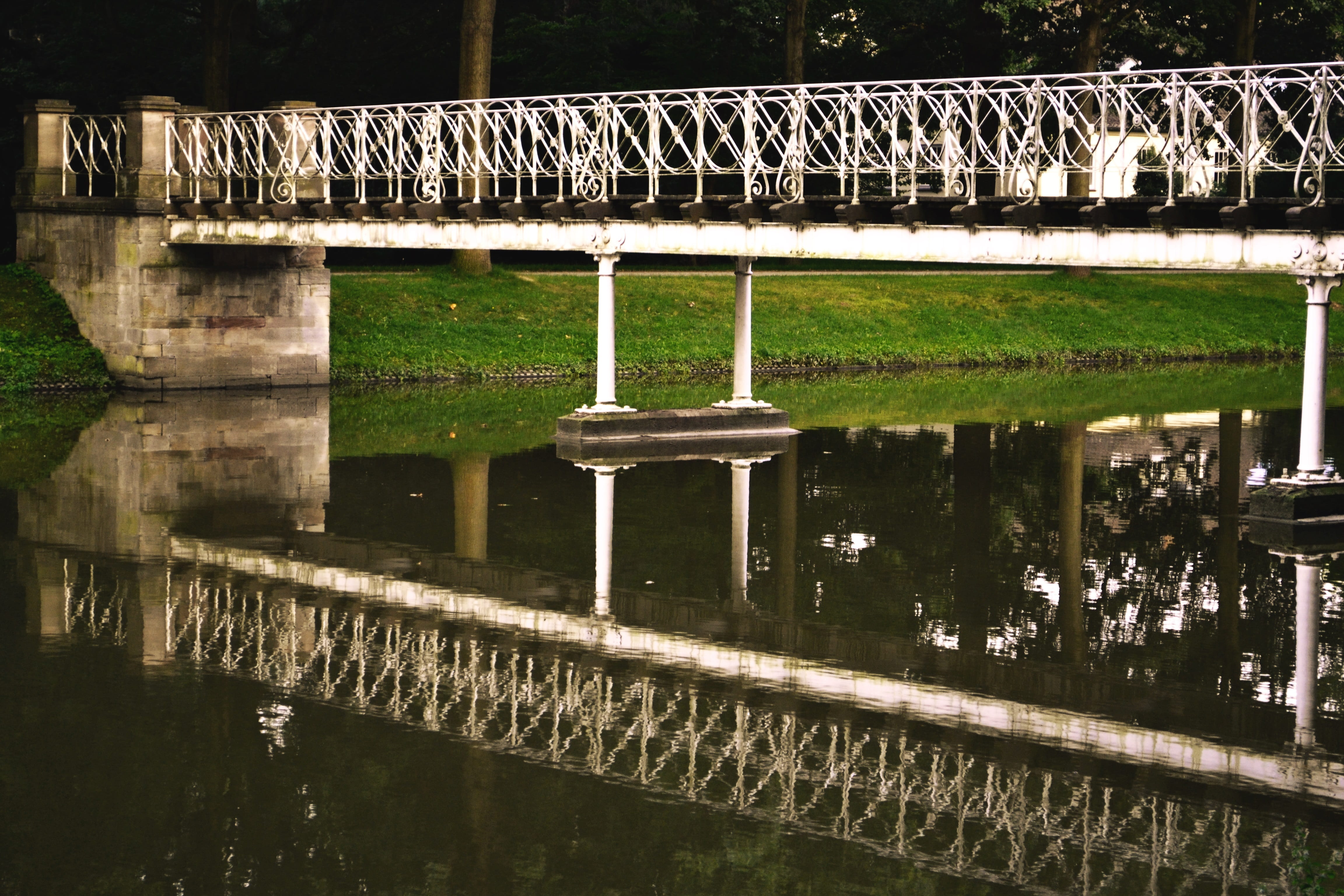 princely, day, bridge - man made structure, hesse, dam, outdoors, flowing, water, gorgeous, built structure, grass, 4K, orangery, connection, nature, old, HD Wallpaper