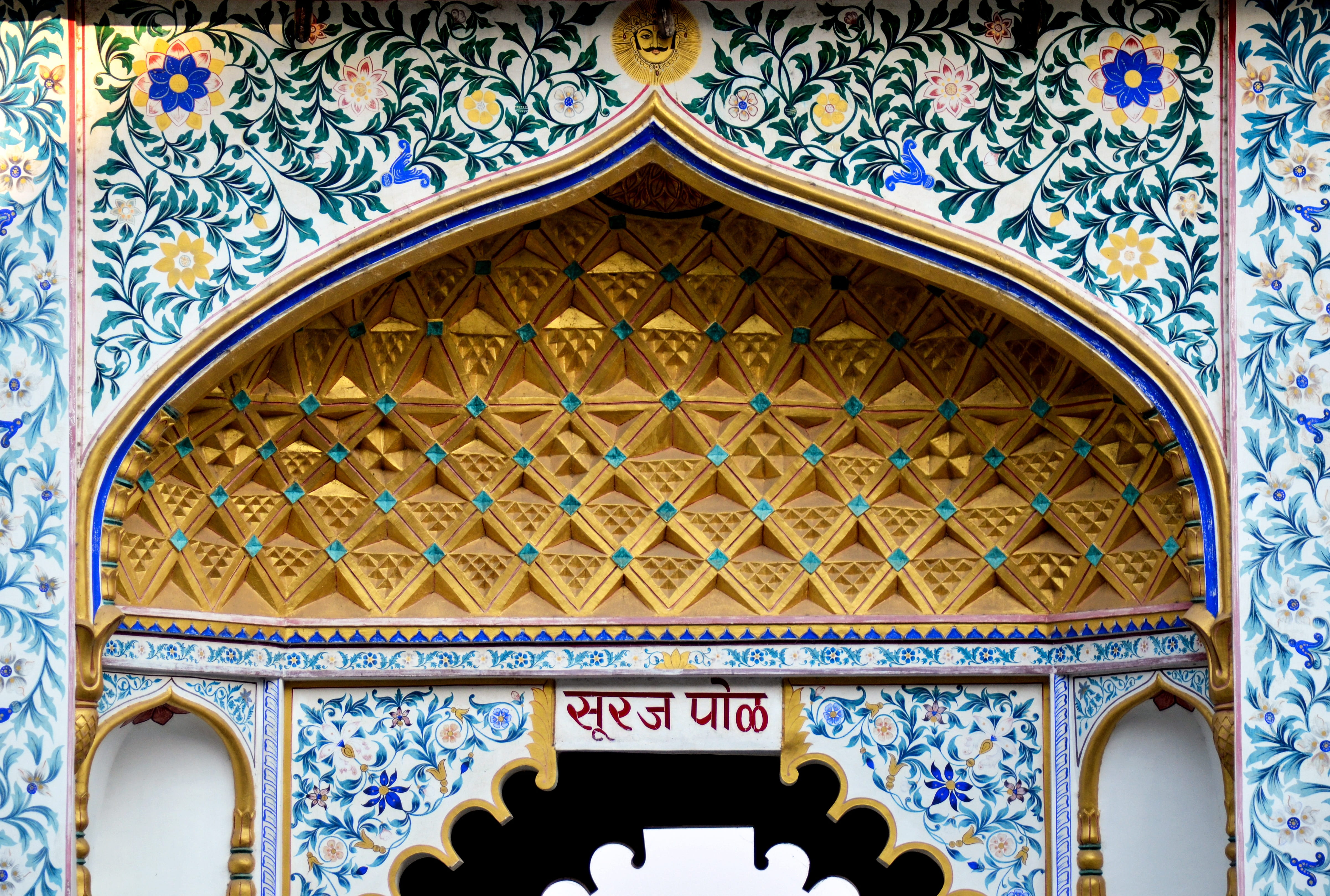 script, indoors, old, rajasthan, built structure, day, arch, travel destinations, design, traditional, 4K, the past, rajput, non-western script, travel, HD Wallpaper