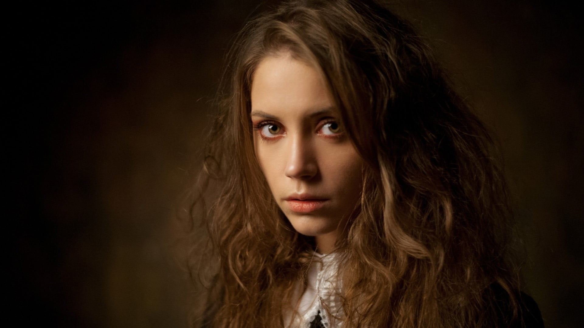 model, contemplation, brown hair, Ksenia Kokoreva, depression - sadness, one person, 1080P, studio shot, beauty, face, front view, human face, hairstyle, HD Wallpaper