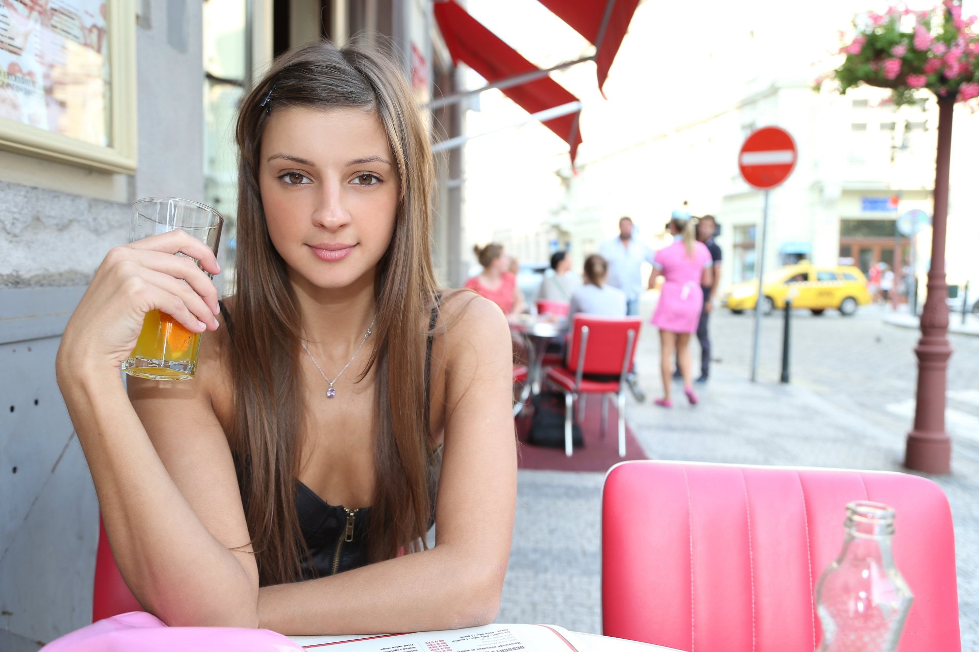 1080P, Brunette, Russian, Long Hair, Maria Ryabushkina, Brown Eyes, Model, Woman, Adults, Depth Of Field, HD Wallpaper