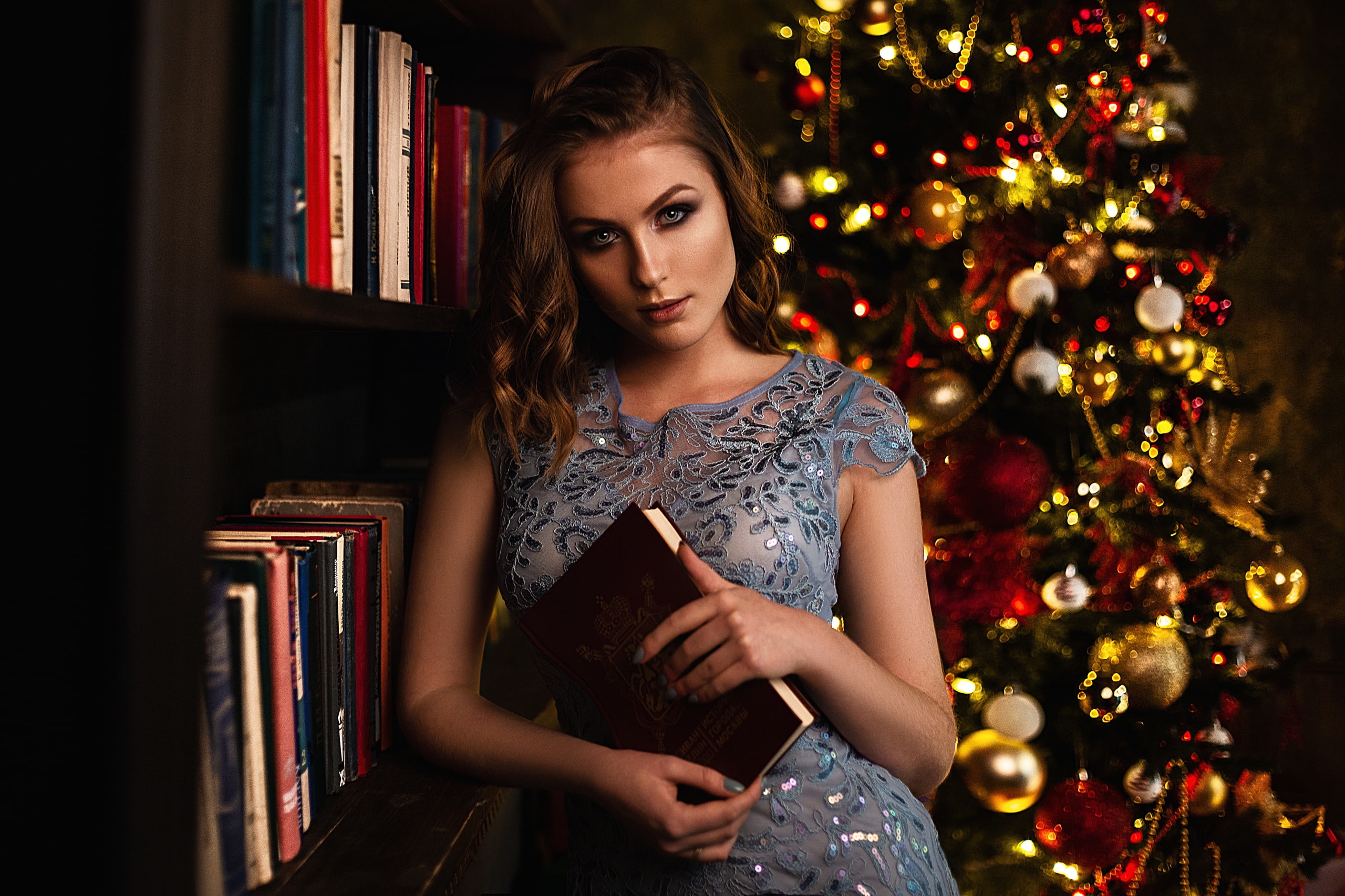 girl, 2K, tree, hairstyle, dress, look, Vlad Popov, books, HD Wallpaper