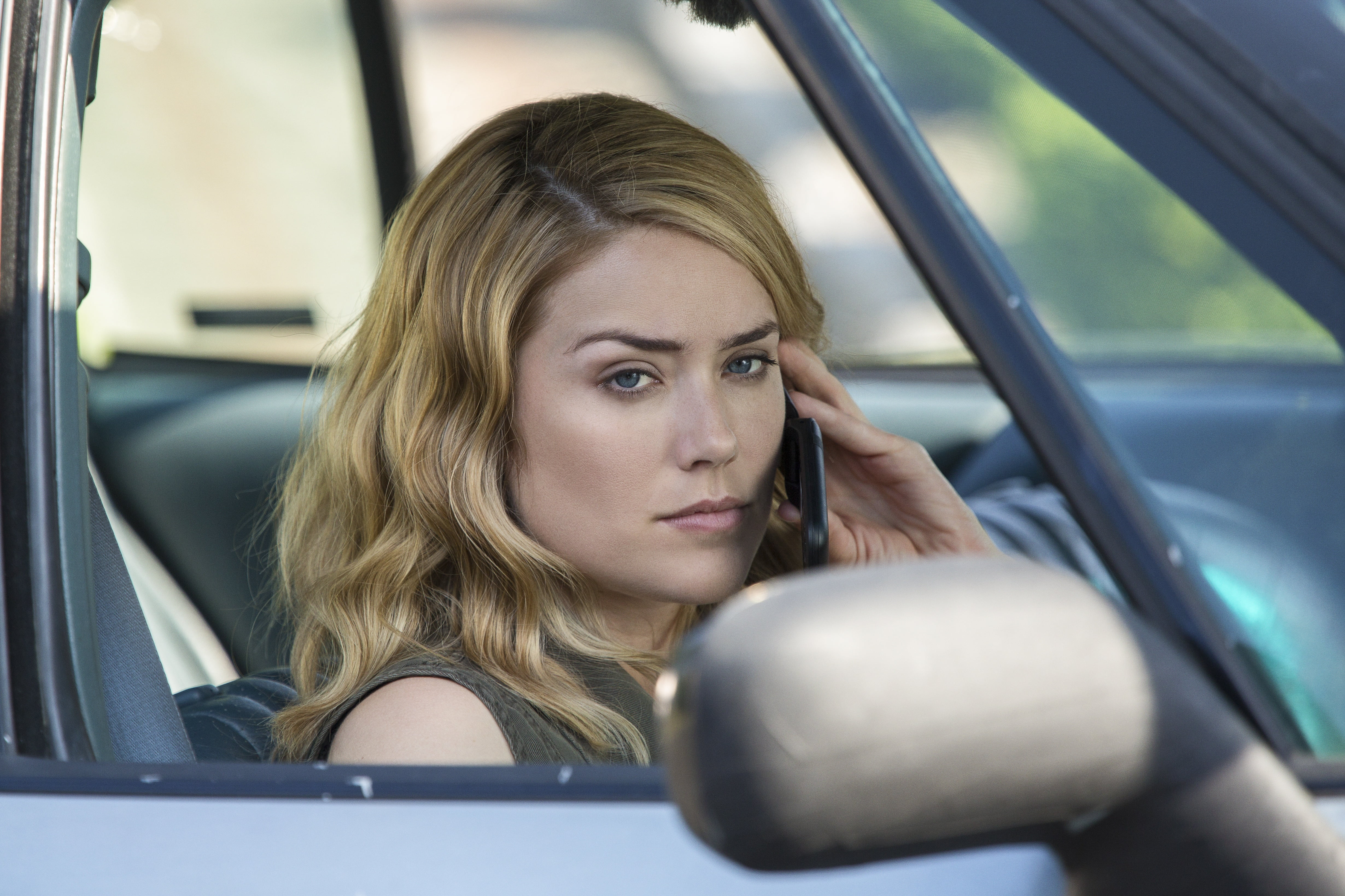 pose, Megan Boone, The Blacklist, Elizabeth Keen, in the car, the series, phone, 4K, auto, Blacklist, HD Wallpaper