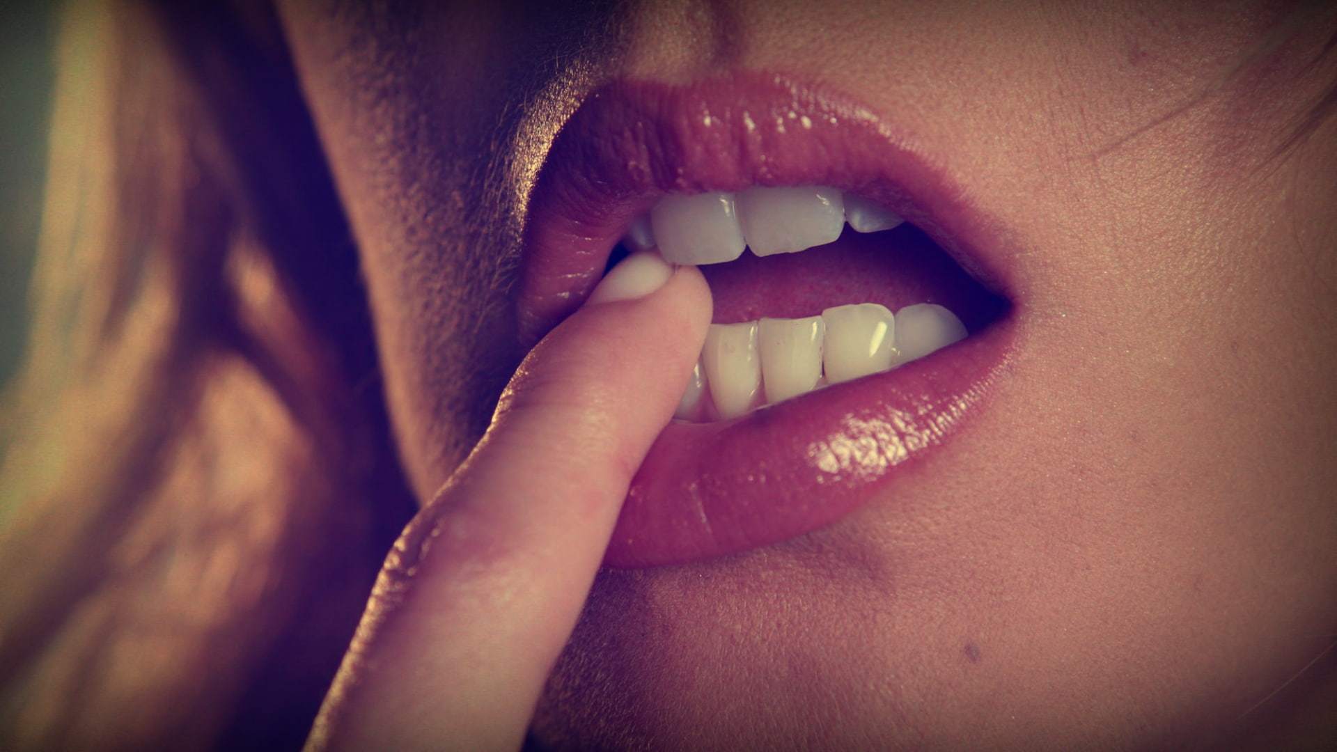 1080P, teeth, women, juicy lips, finger in mouth, blonde, HD Wallpaper