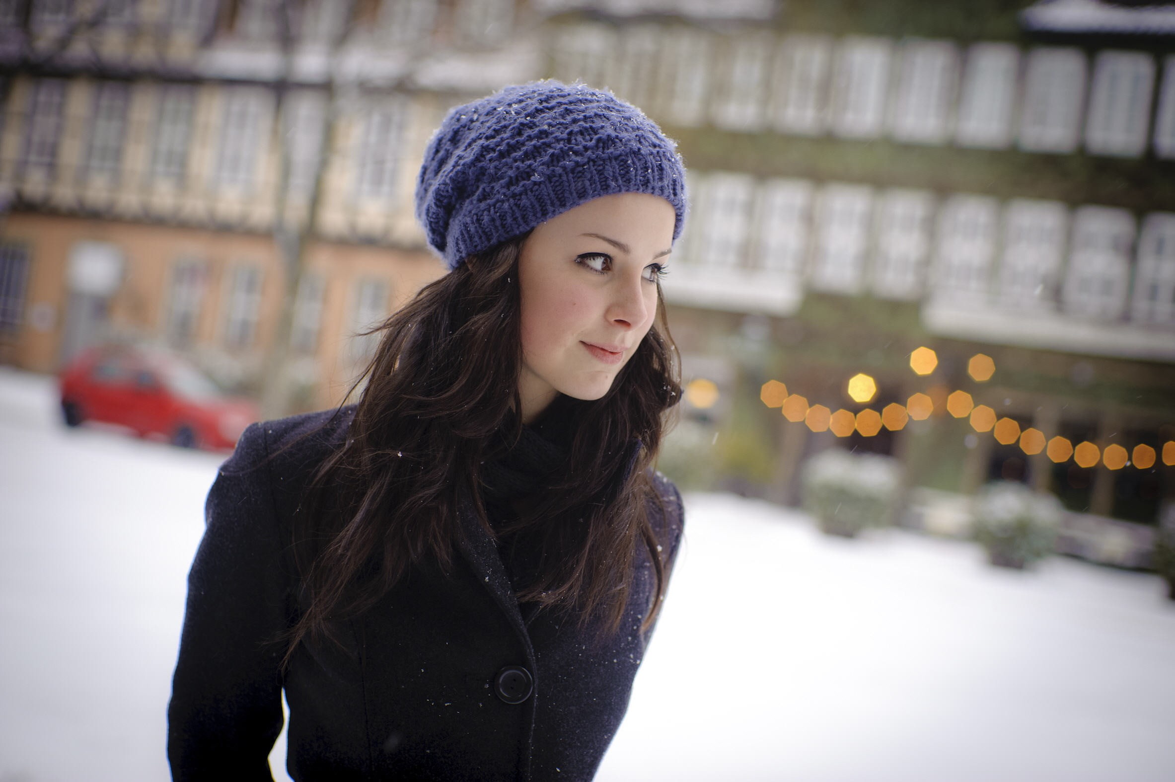 knit hat, young women, beautiful woman, wavy hair, standing, women, portrait, long hair, snowing, hat, one person, winter, women outdoors, hairstyle, outdoors, HD Wallpaper