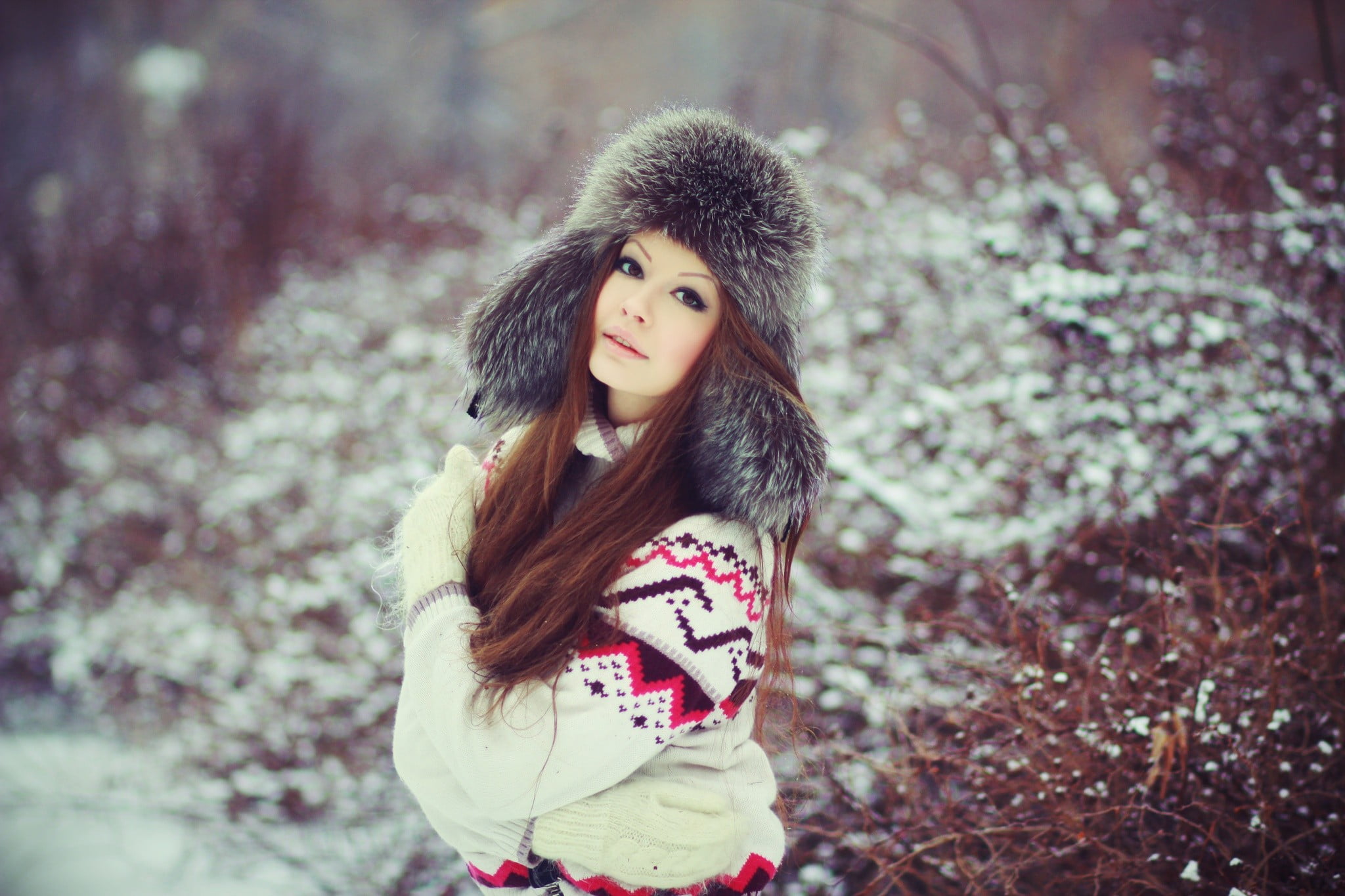 hair, hat, women outdoors, one person, teenager, fashion, winter, auburn hair, brown hair, beautiful woman, outdoors, brown eyes, 1080P, beauty, young women, HD Wallpaper