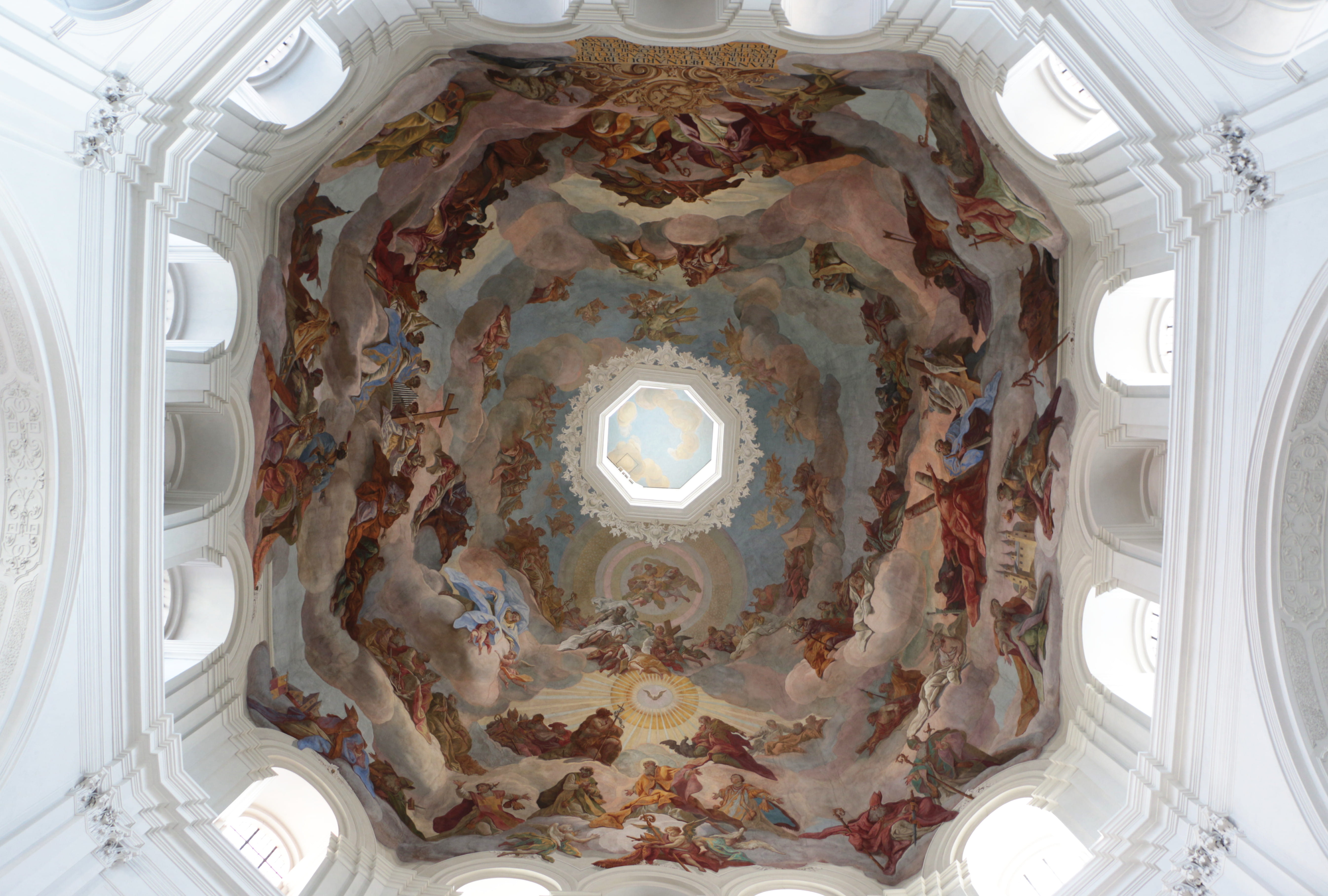 architecture, design, 5K, place of worship, building, church, spirituality, low angle view, pattern, built structure, ornate, oldstyle, dome, belief, no people, HD Wallpaper