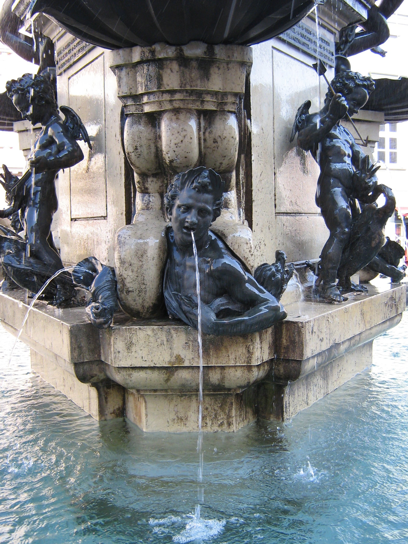 fresh, architecture, no people, fountain city, hercules fountain, nature, figure, day, human representation, animal wildlife, water, sculpture, augsburg, Phone HD Wallpaper