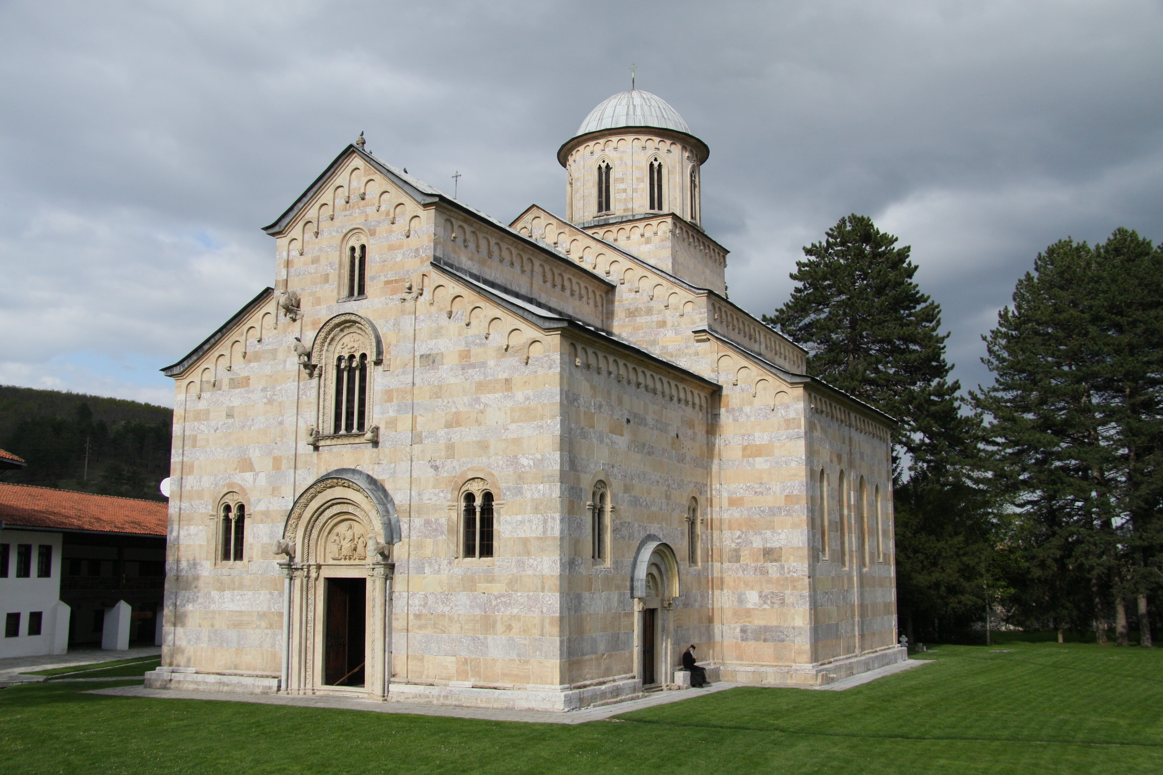 sky, building exterior, chapel, outdoors, christian, hermit, religious, abbot, architecture, belief, church, 4K, monastery, no people, abbey, monks, built structure, HD Wallpaper