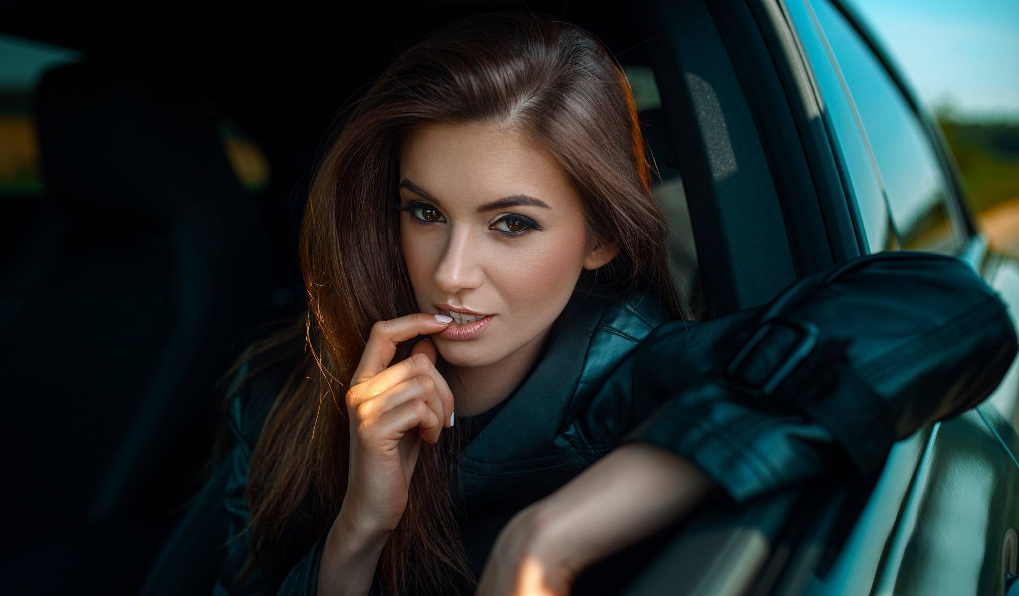 young women, adult, brown eyes, women with cars, women, Polish women, Natalia Szałagan, hairstyle, brunette, human face, finger in mouth, black jackets, HD Wallpaper