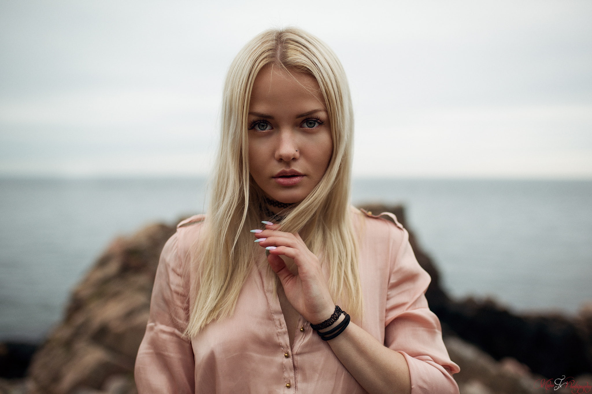 women outdoors, holding hair, portrait, 1080P, sea, pink shirt, Polish women, pierced nose, depth of field, women, Alicja Sedzielewska, blonde, looking, HD Wallpaper