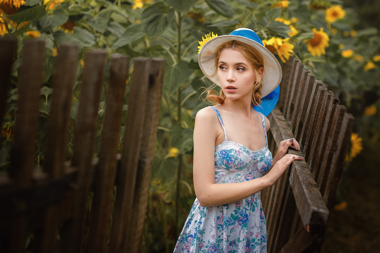 Ksenia Kokoreva, women, garden, women outdoors, 720P, HD Wallpaper