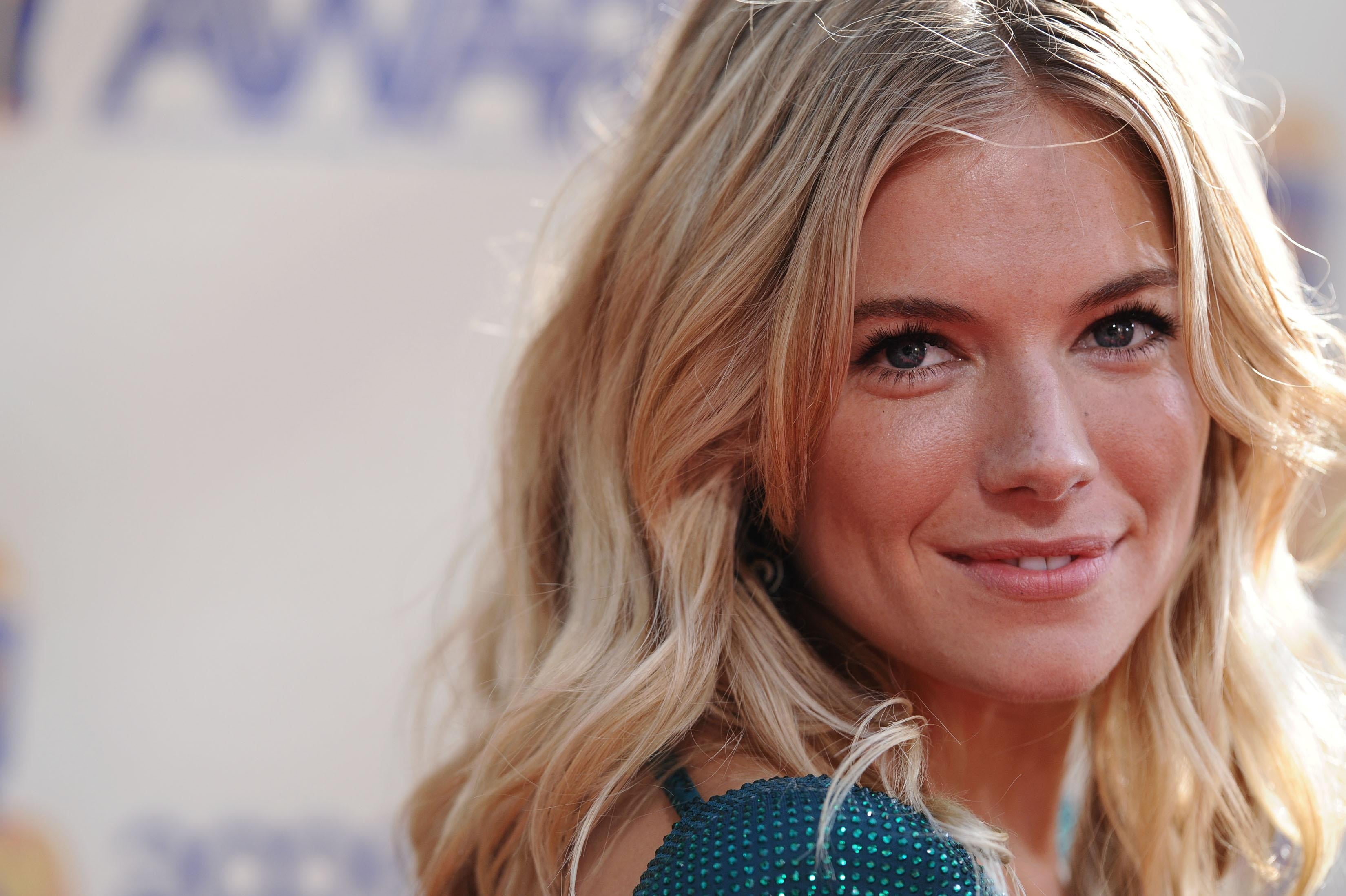 happiness, Sienna Miller, beauty, women, hair, blond hair, closeup, front view, portrait, beautiful woman, blue eyes, actress, headshot, hairstyle, one person, HD Wallpaper