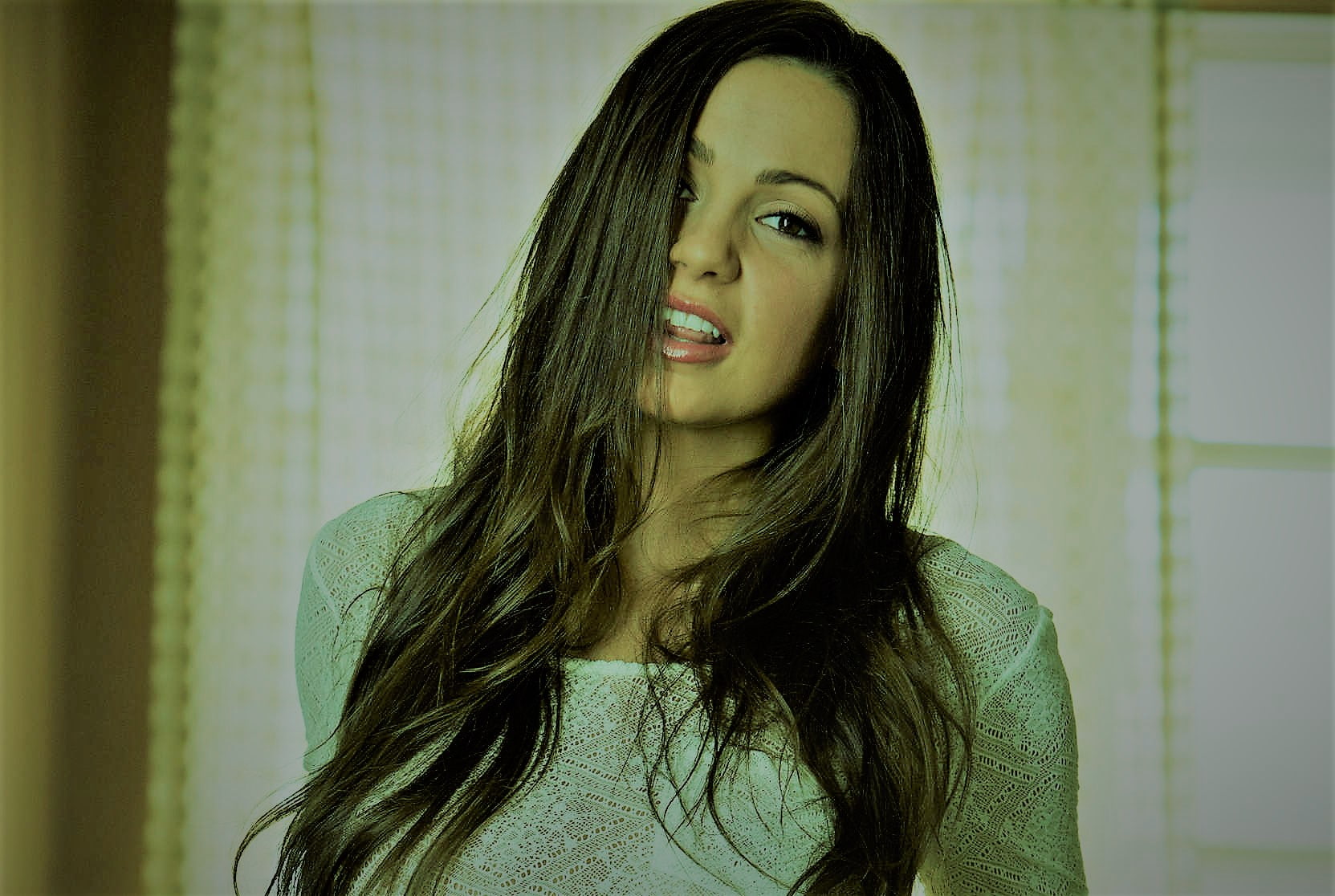 Abigail Mac, 720P, portrait, looking at viewer, face, model, smiling, women, HD Wallpaper