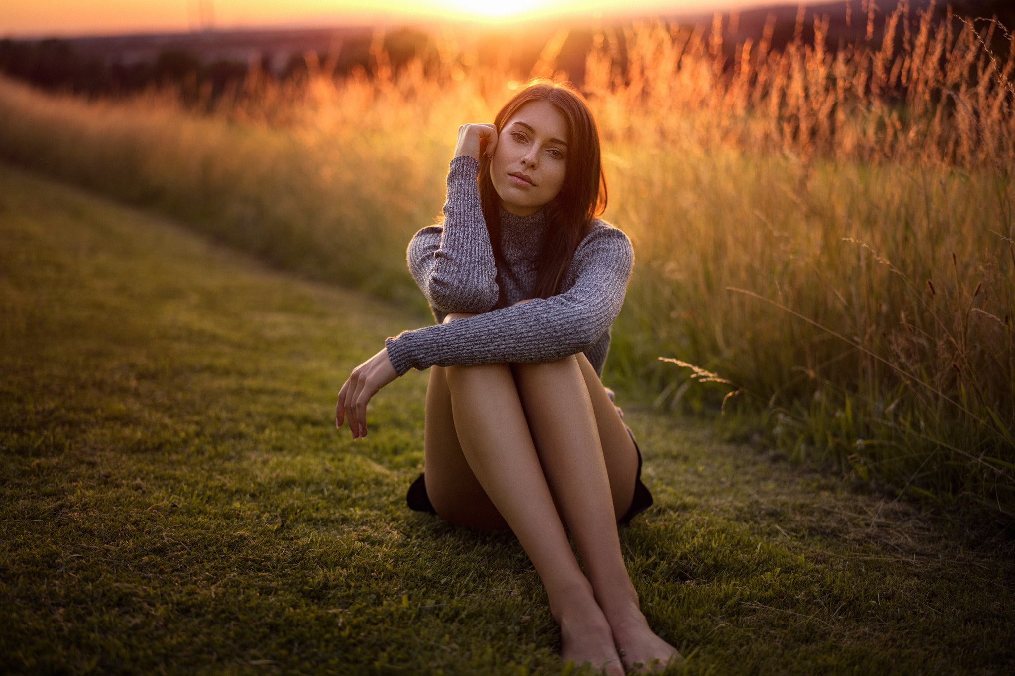 fashion, women, one person, hair, 1080P, young adult, contemplation, sunset, Laura Franziska, beautiful people, nature, portrait, adult, hairstyle, Martin Kühn, HD Wallpaper