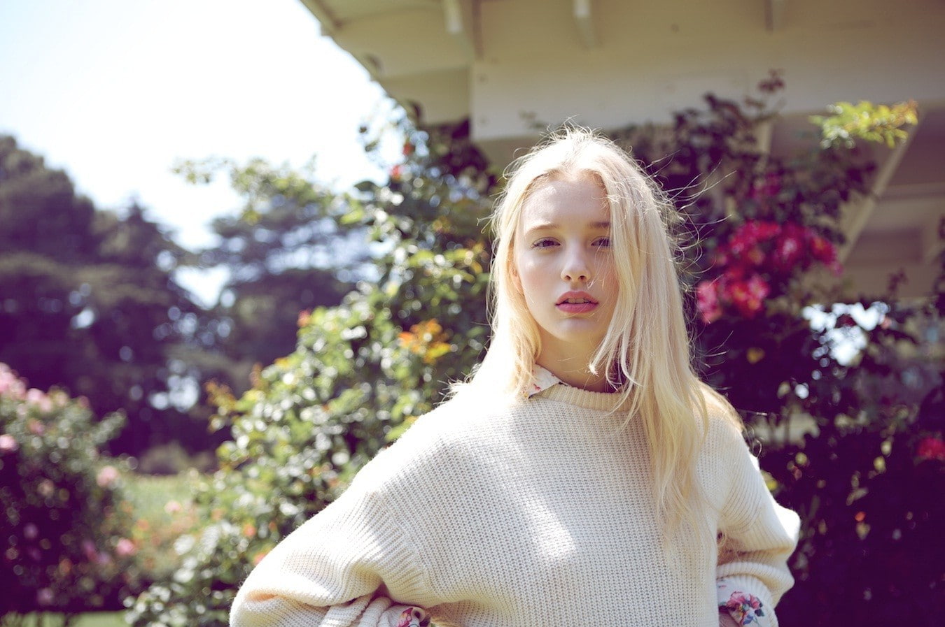 hair, real people, looking at camera, portrait, blond hair, tree, leisure activity, sweater, women outdoors, beauty, day, focus on foreground, platinum blonde, HD Wallpaper