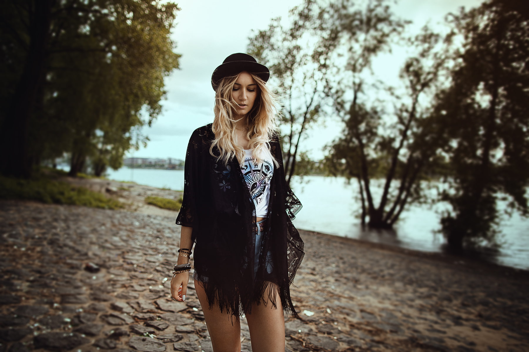 smiling, blond hair, jean shorts, hairstyle, leisure activity, real people, standing, platinum blonde, long hair, tree, young women, portrait, hair, happiness, HD Wallpaper