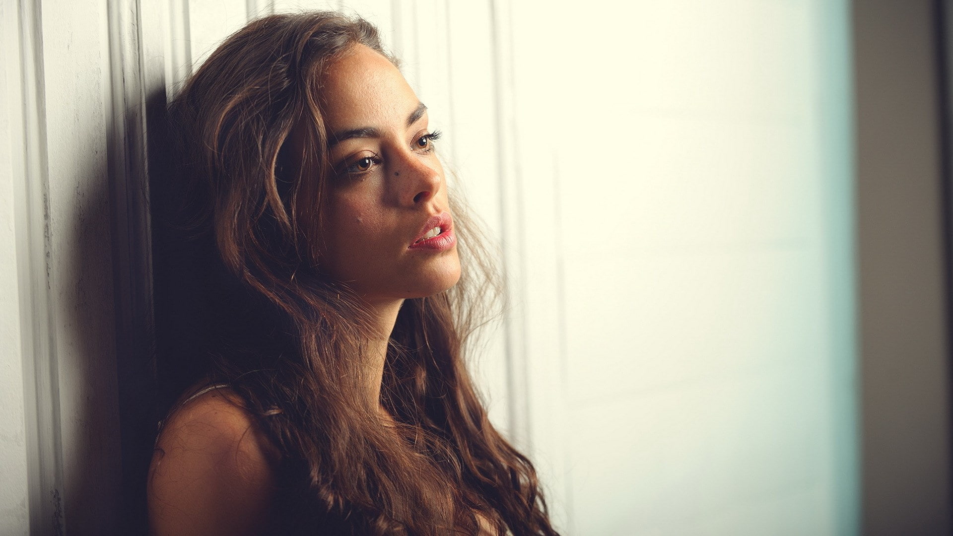 headshot, hot girl pic 1920x1080, 1080P, looking, brown hair, indoors, contemplation, young women, portrait, long hair, beautiful woman, young adult, one person, HD Wallpaper