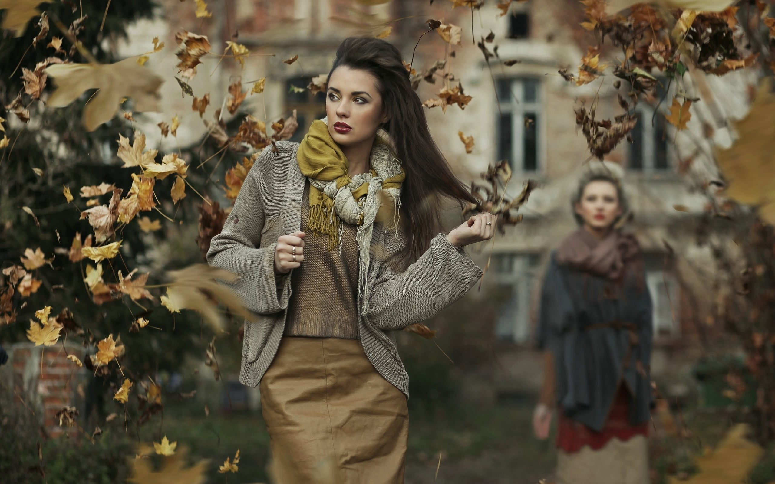 outdoors, people, beautiful, standing, fashion Model, real people, smiling, gray, fall, scarf, wearing, season, long hair, tree, young women, dress, three quarter length, HD Wallpaper