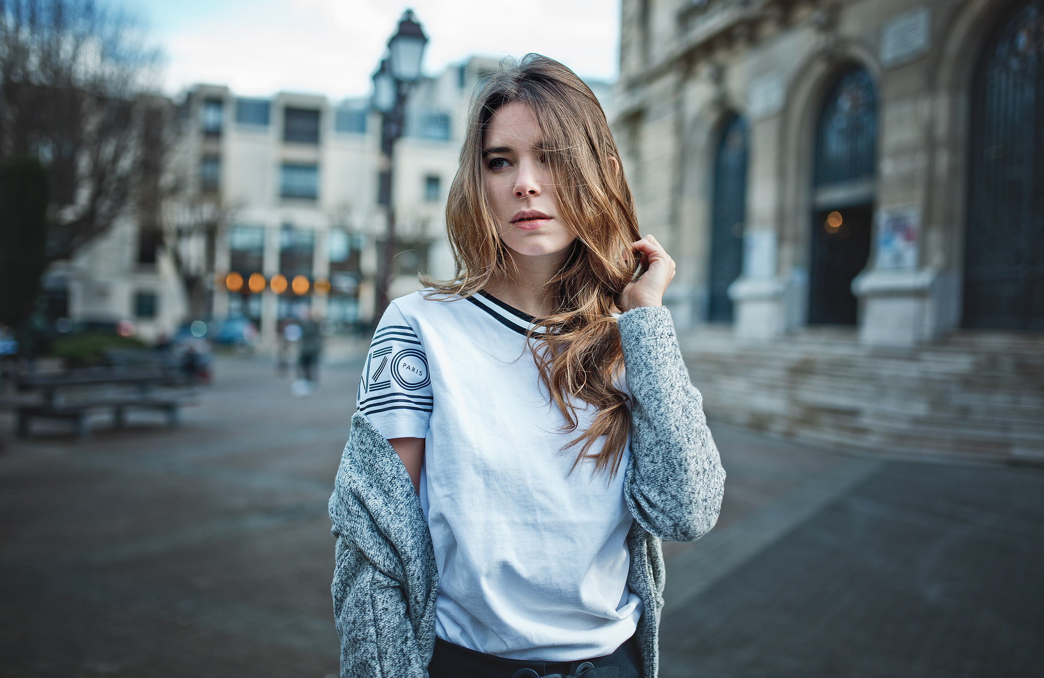 sweater, young women, outdoors, women outdoors, focus on foreground, beautiful woman, built structure, leisure activity, looking into the distance, real people, HD Wallpaper