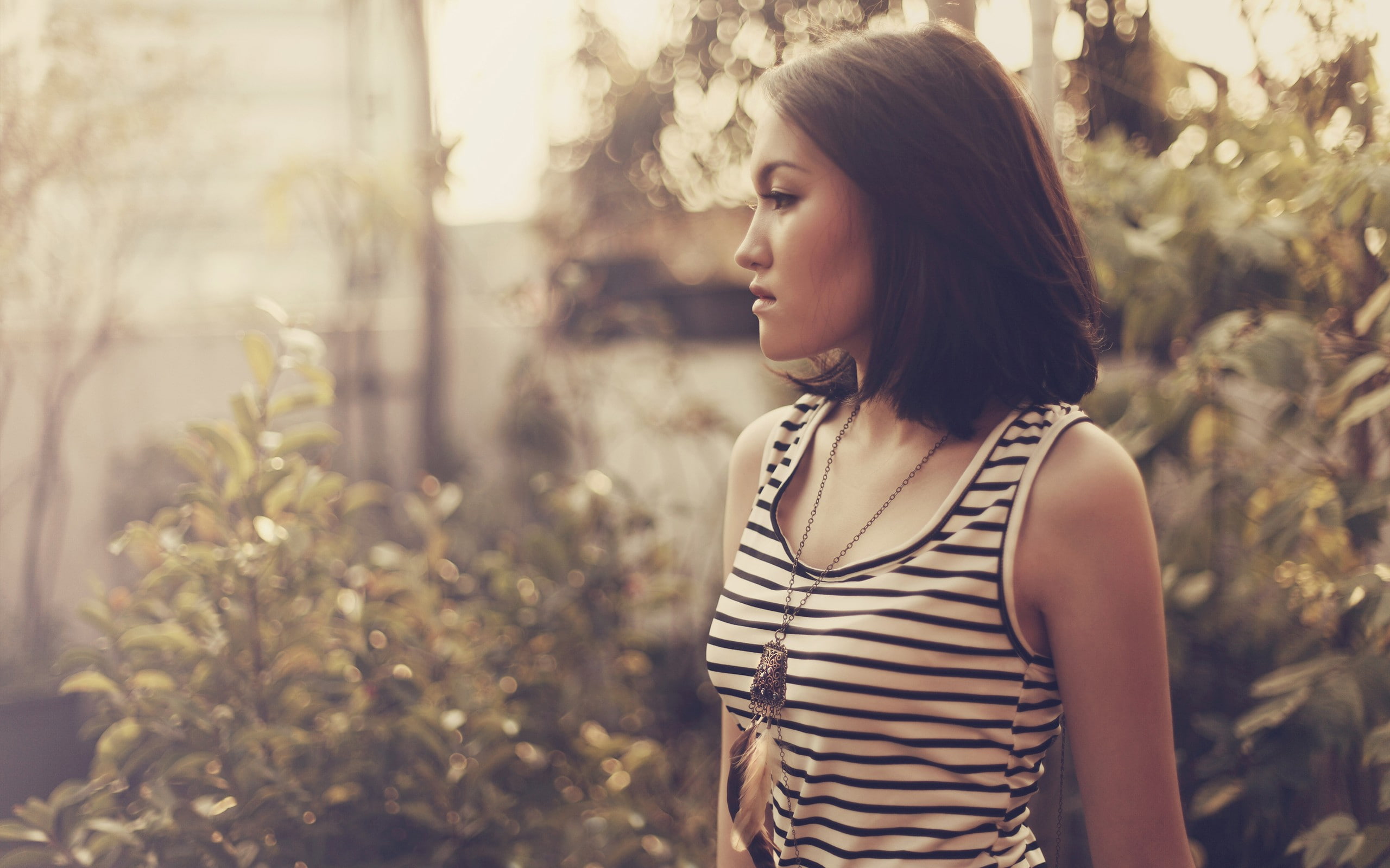 Asian, depth of field, 2K, tank top, profile, brunette, striped clothing, necklace, side view, short hair, HD Wallpaper
