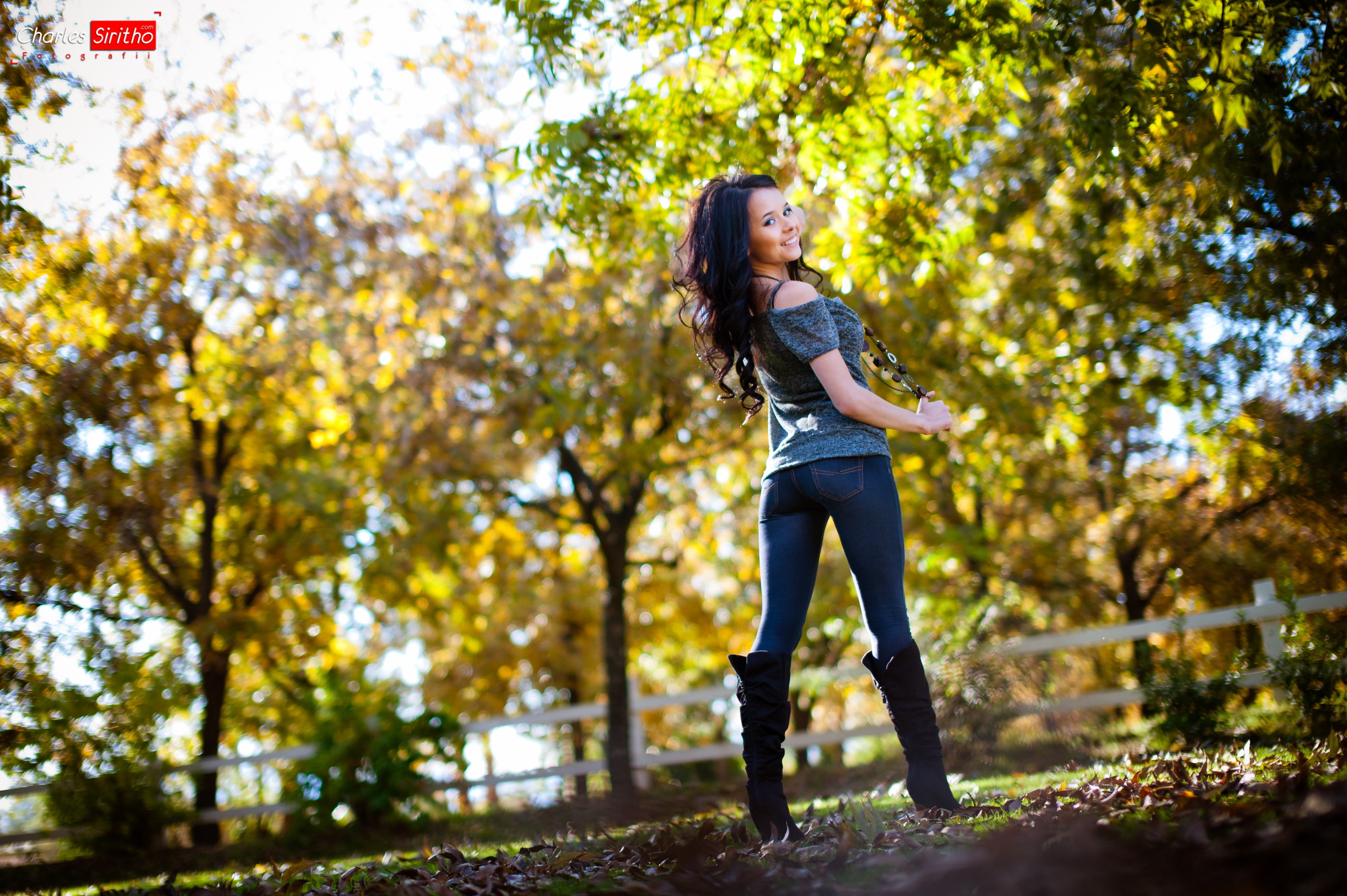 jeans, 4K, model, women, high heeled boots, black hair, looking back, HD Wallpaper