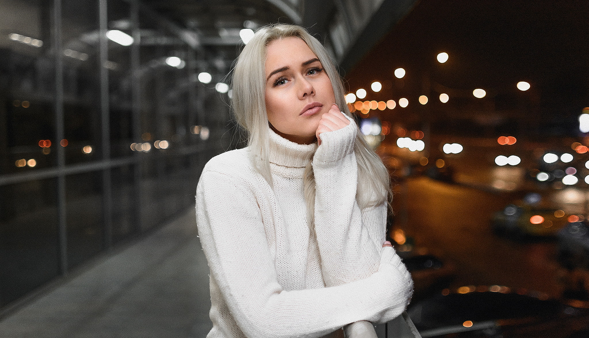 city, warm clothing, adult, beautiful woman, sweater, blonde, turtlenecks, young adult, winter, illuminated, one person, architecture, beautiful people, HD Wallpaper
