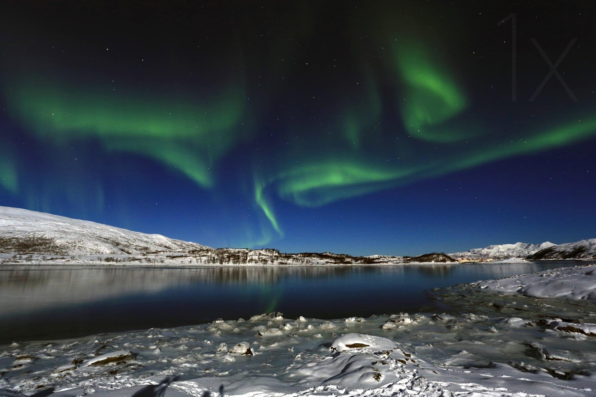 aurora borealis, surprise, snowy, nature and landscapes, sky, landscapes, mountains, 1080P, lakes, HD Wallpaper