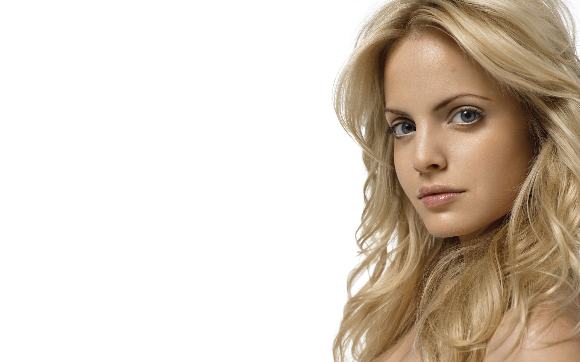 closeup, Mena Suvari, actress, long hair, lips, simple background, eyes, 1080P, women, HD Wallpaper