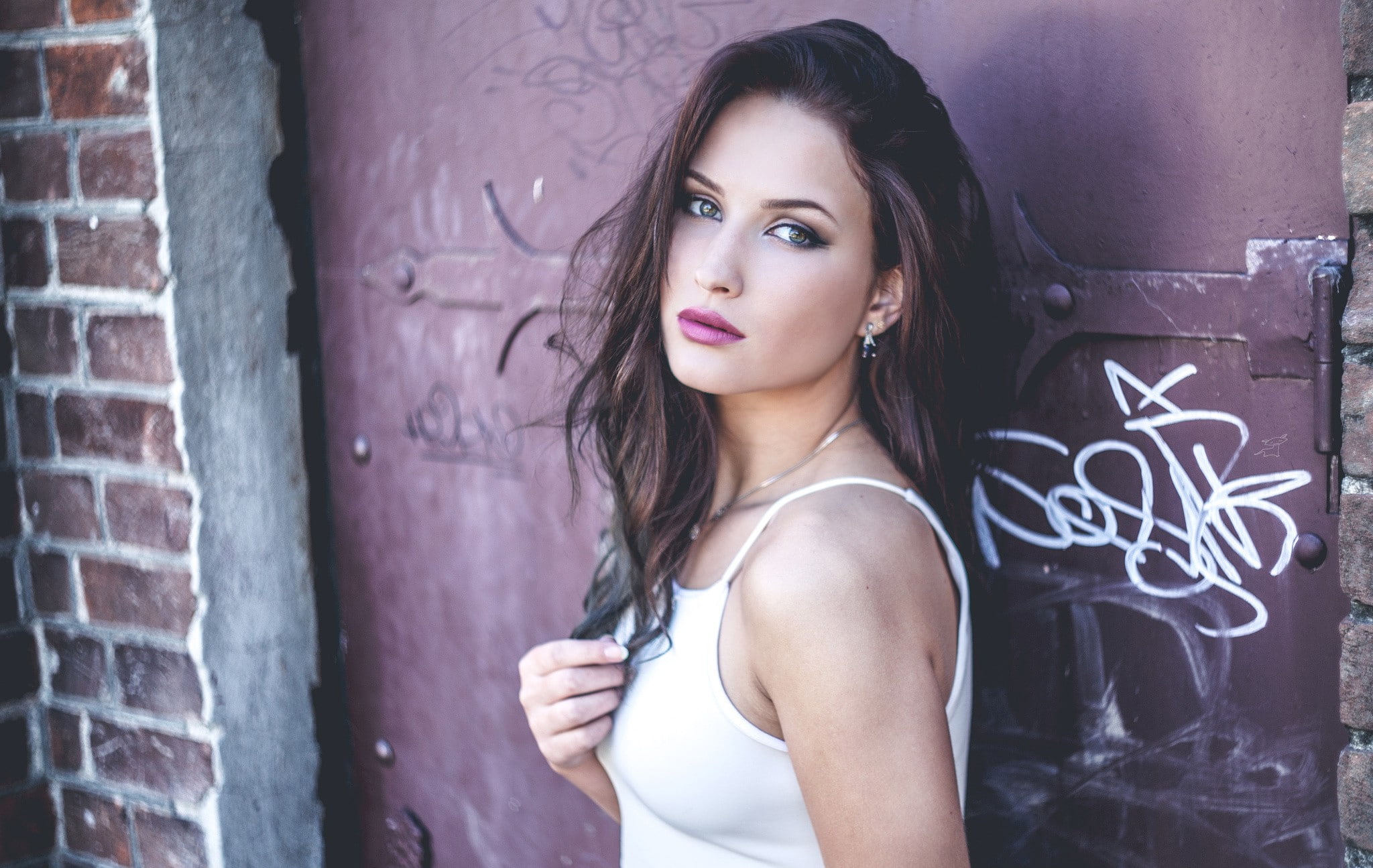 young adult, waist up, looking at camera, beauty, brick, model, brunette, long hair, wall - building feature, hairstyle, hair, standing, contemplation, HD Wallpaper