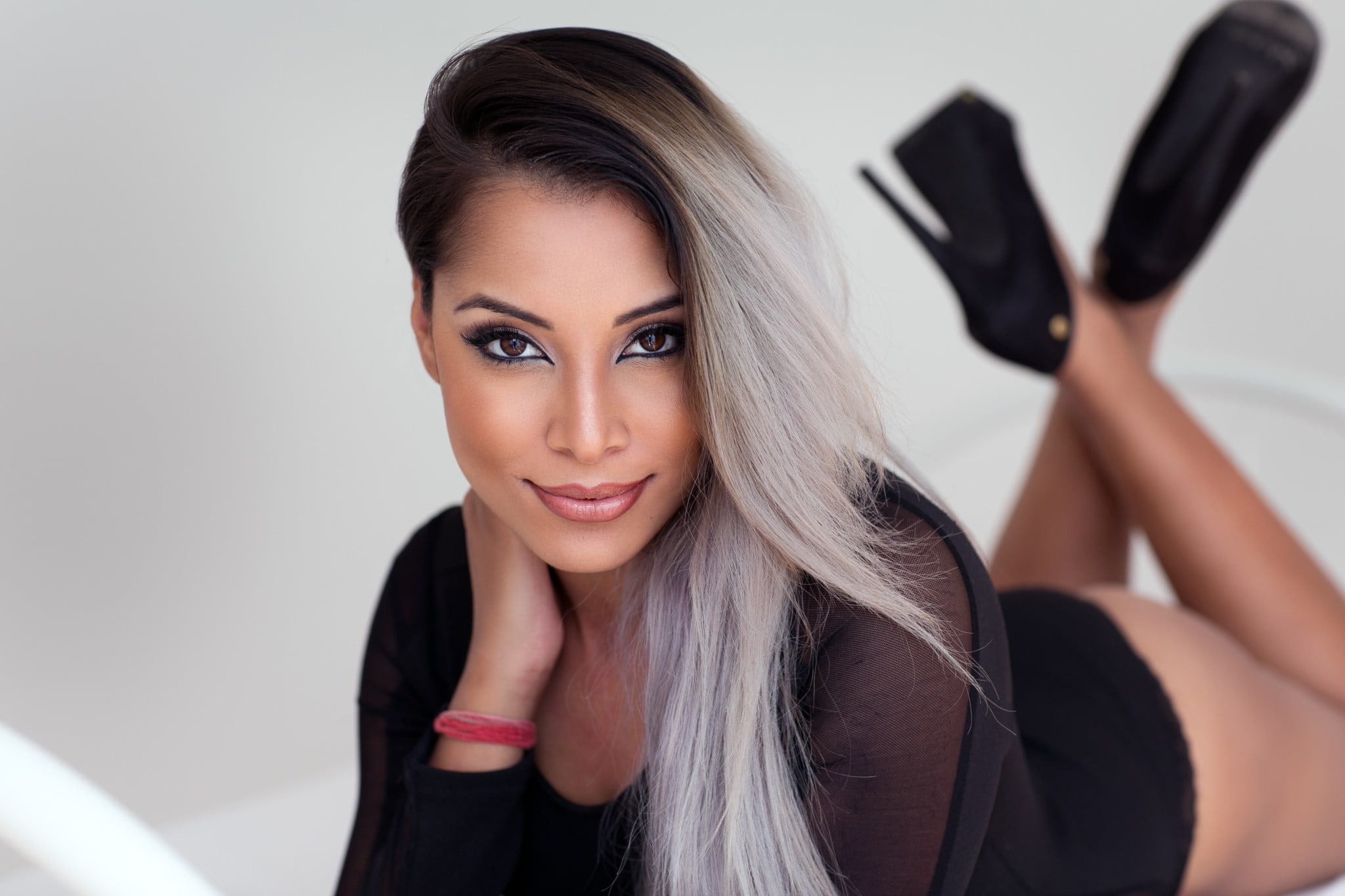 beauty, make-up, one person, headshot, hairstyle, adult, portrait, black clothing, smoky eyes, smiling, eyeliner, high heels, brunette, looking at camera, HD Wallpaper