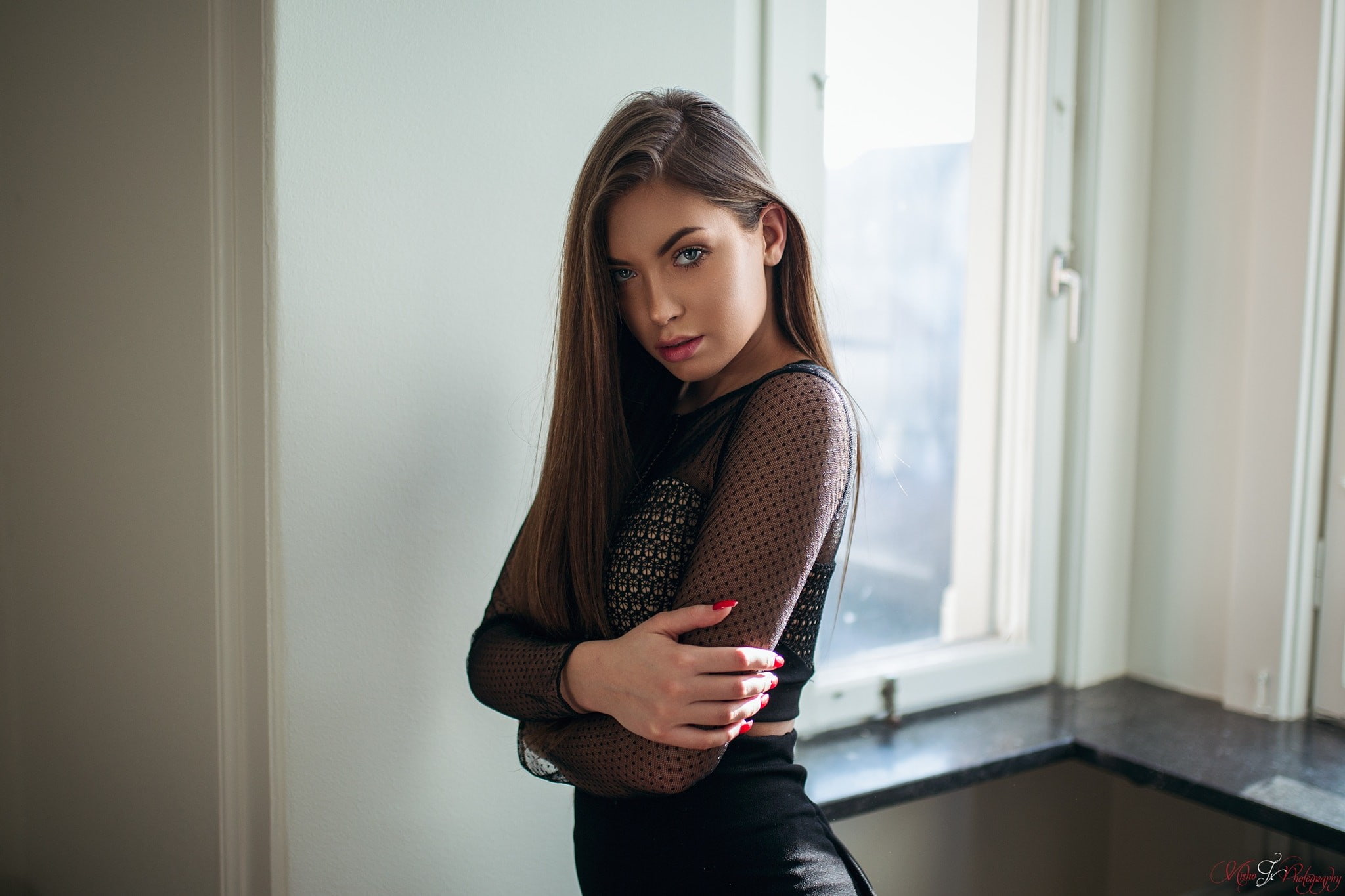 one person, wireless technology, long hair, leisure activity, hair, indoors, black clothing, window, lifestyles, real people, beauty, young women, adult, HD Wallpaper