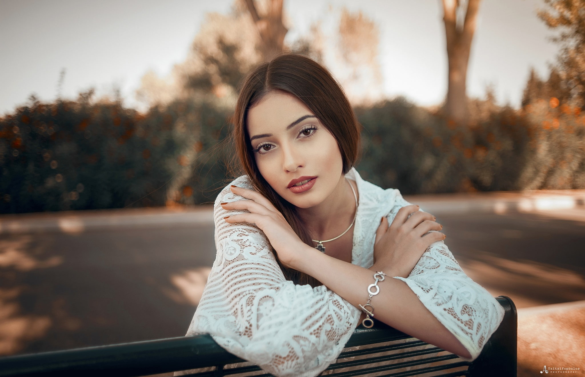 front view, face, women outdoors, beautiful woman, looking at camera, focus on foreground, 1080P, hairstyle, outdoors, young women, Agelos Tzitzifopoulos, HD Wallpaper