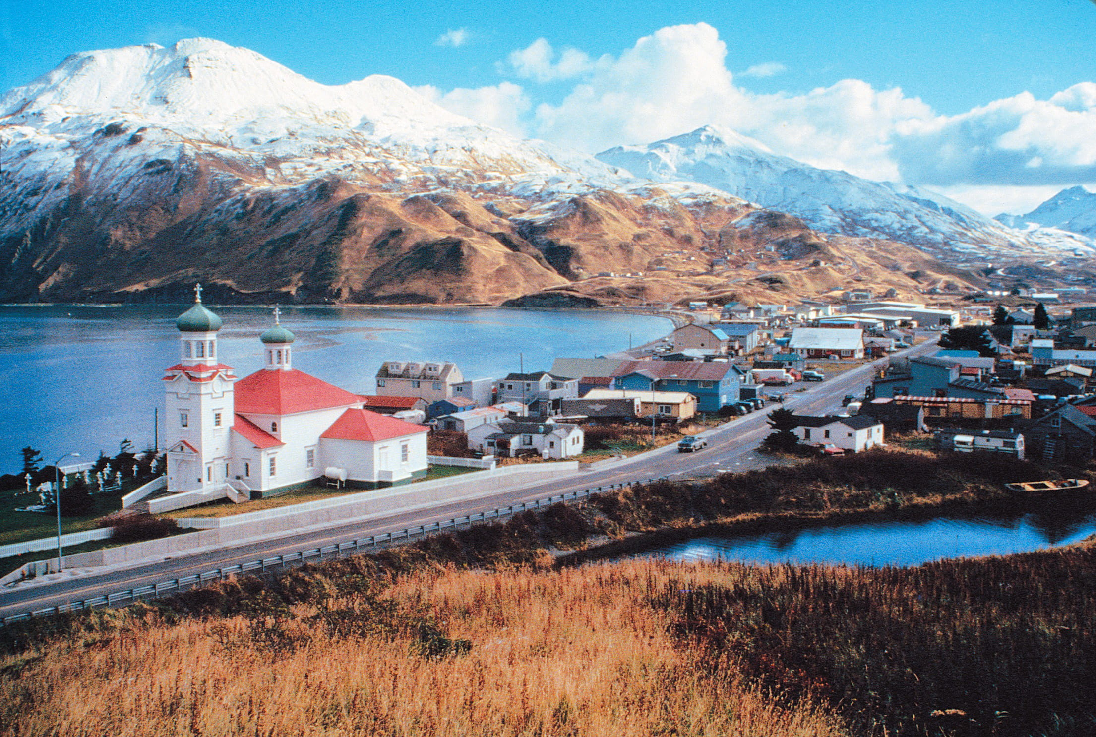 Unalaska, house, scenics - nature, cold temperature, cloud - sky, lake, building exterior, 1080P, beauty in nature, architecture, mountain, january, majestic, HD Wallpaper