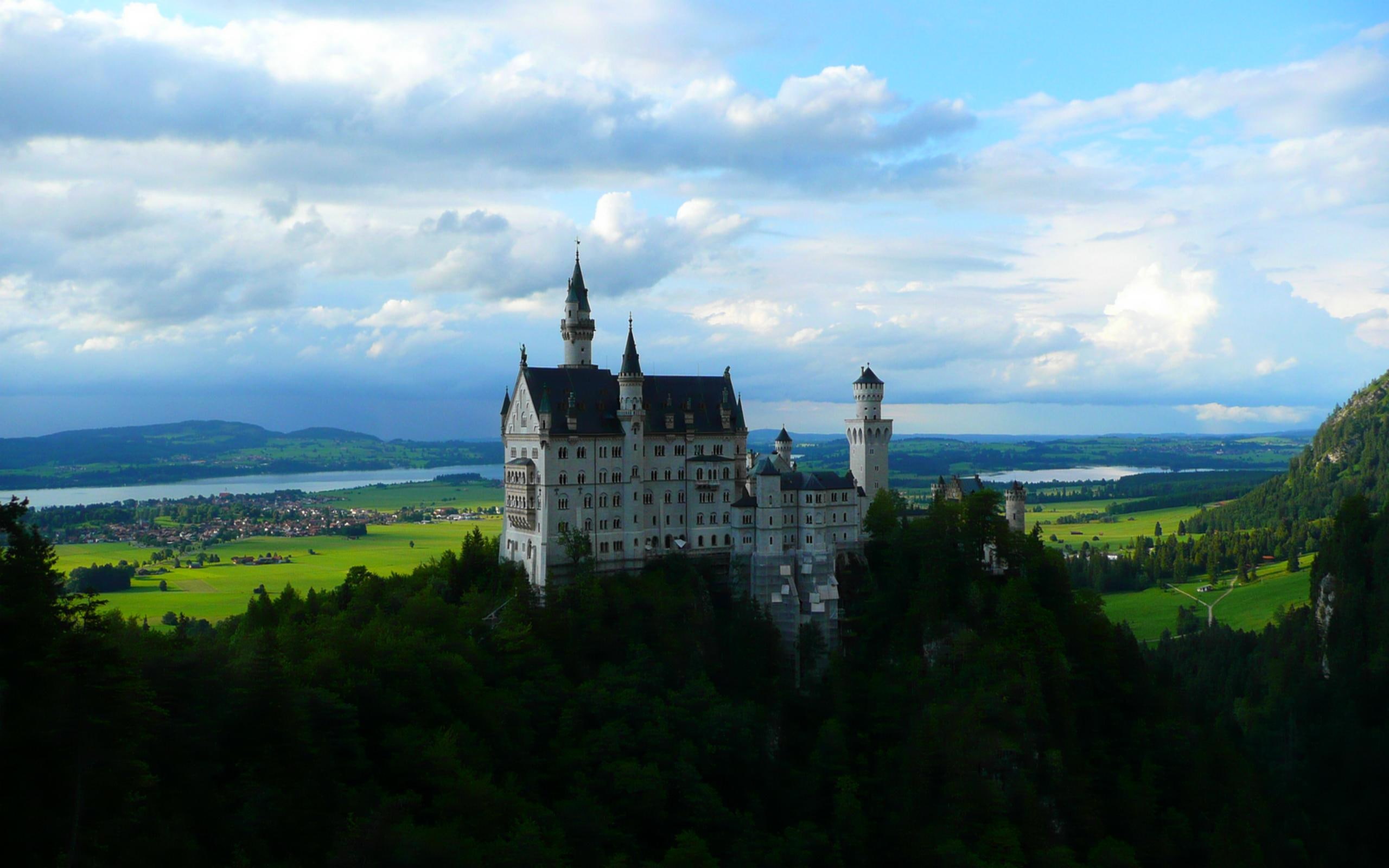 germany, castle, bavarian, medieval, 2K, animals, neuschwanstein, HD Wallpaper