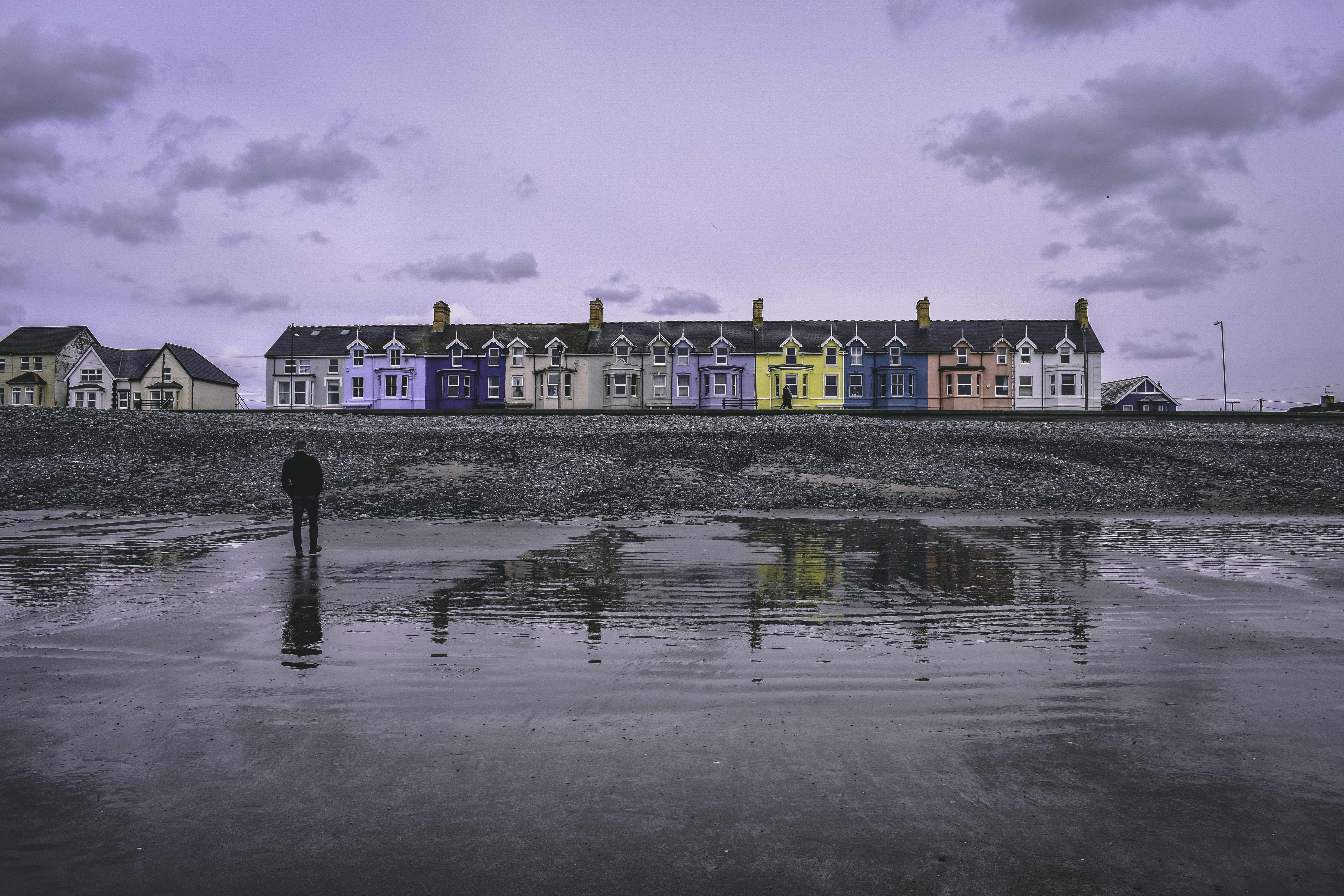 sea shore, coastal sea, summer, storm, multicolored, building, puddle, day, wet, residential district, sky, warm, sea, coastal, waterfront, 5K, rainy season, HD Wallpaper
