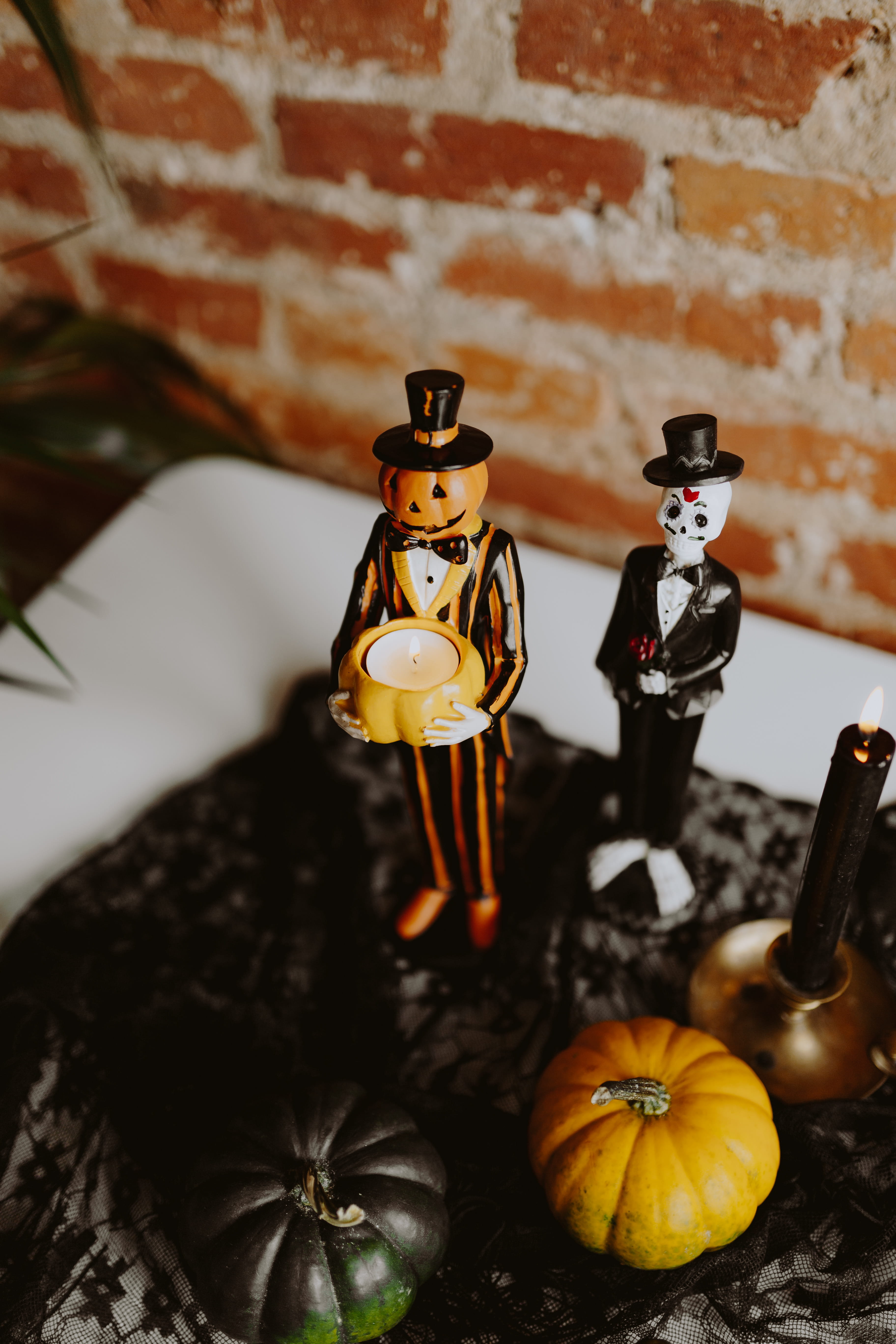 food and drink, male likeness, craft, wall - building feature, food, celebration, art and craft, no people, letters, halloween, table, boo, brick, creativity, Phone HD Wallpaper