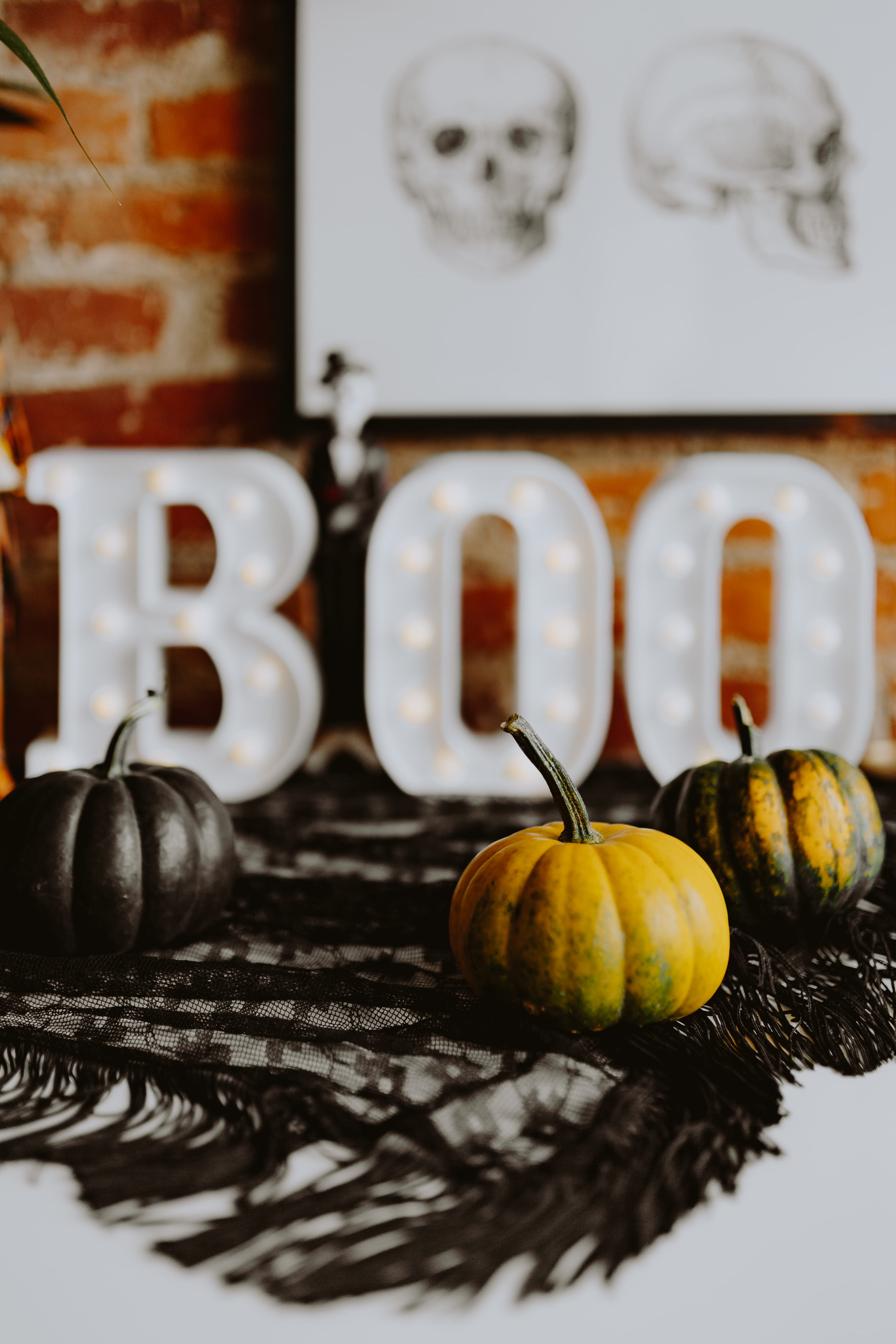 halloween, group of objects, orange color, wellbeing, ripe, still life, orange, october, indoors, boo, food, food and drink, citrus fruit, plate, close-up, Phone HD Wallpaper